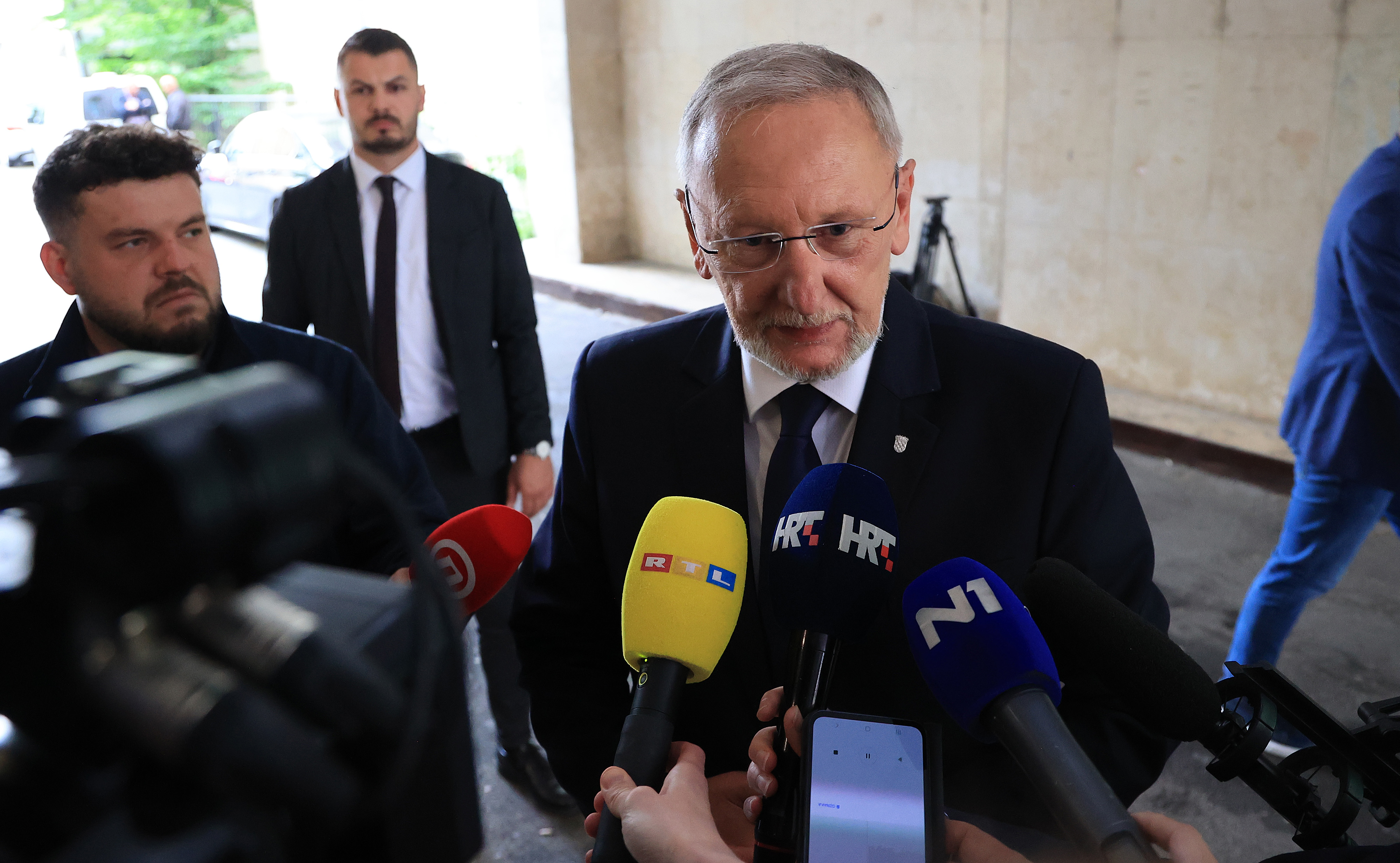 Zagreb: Dolazak članova HDZ-a na zajedničku sjednicu Predsjedništva i Nacionalnog odbora