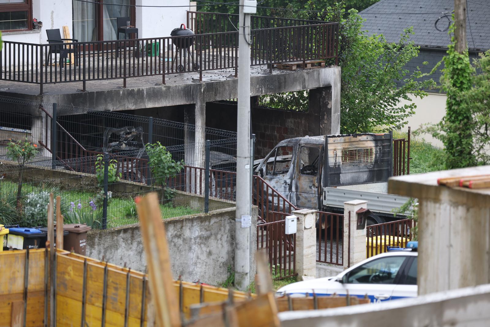 U Zagrebu izgorjela tri vozila