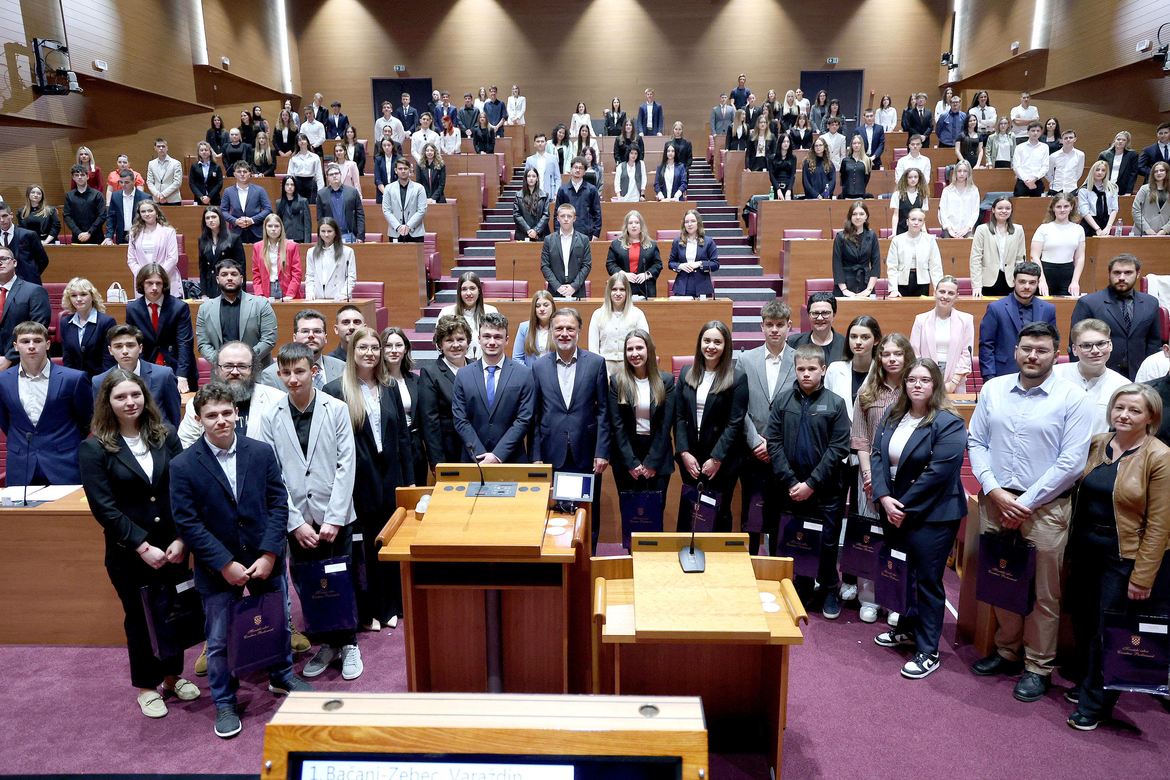 Zagreb: Odrzana 12. simulirana sjednica Hrvatskoga sabora za ucenike srednjih skola
