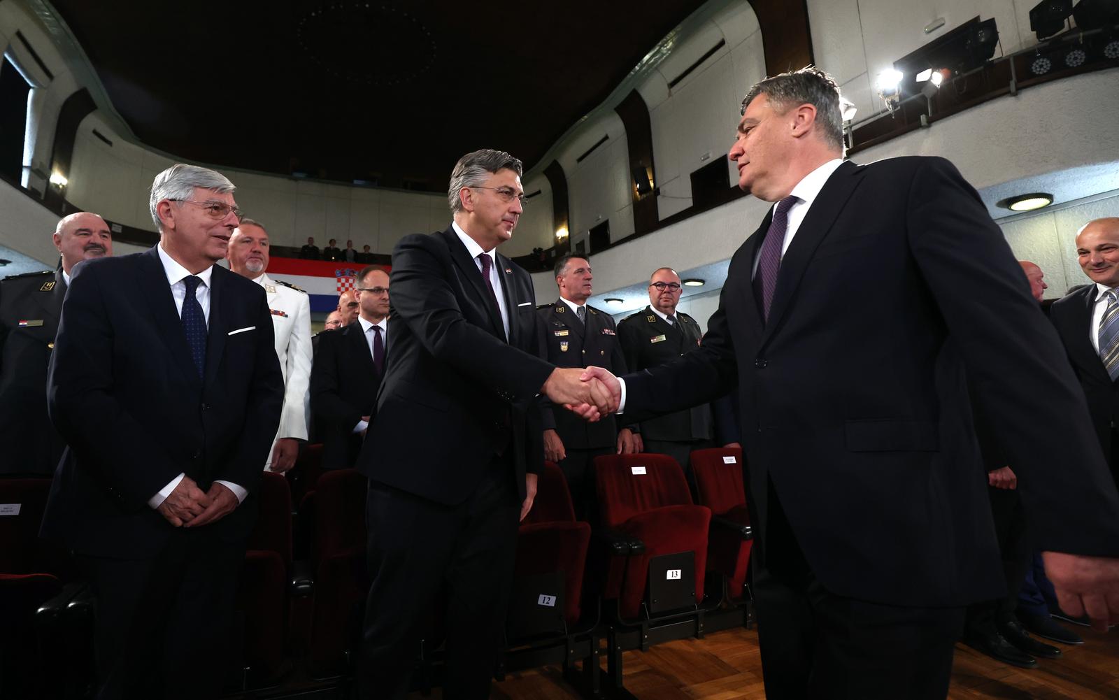 PXL_280525_133516248