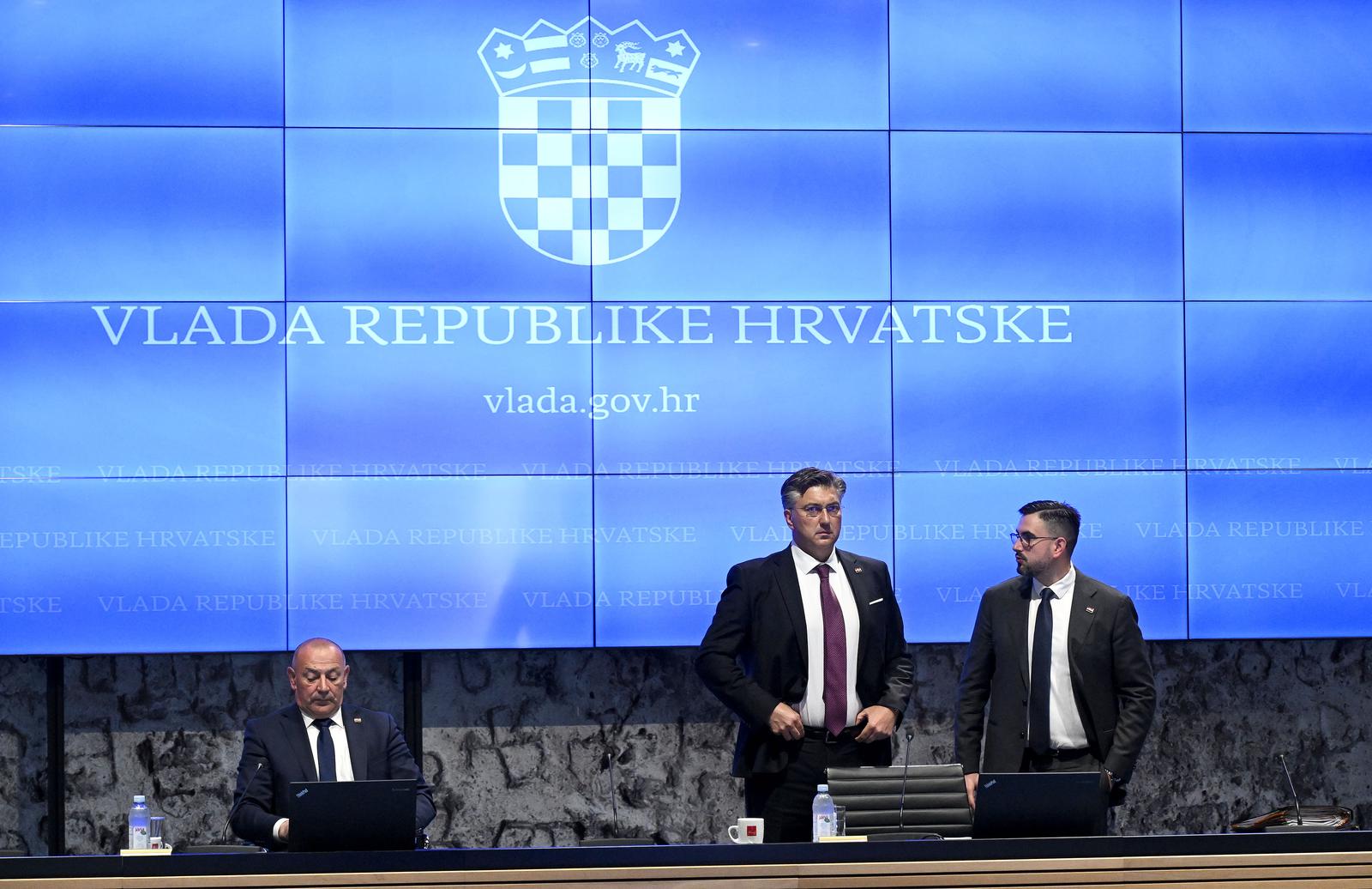 PXL_220525_133183746