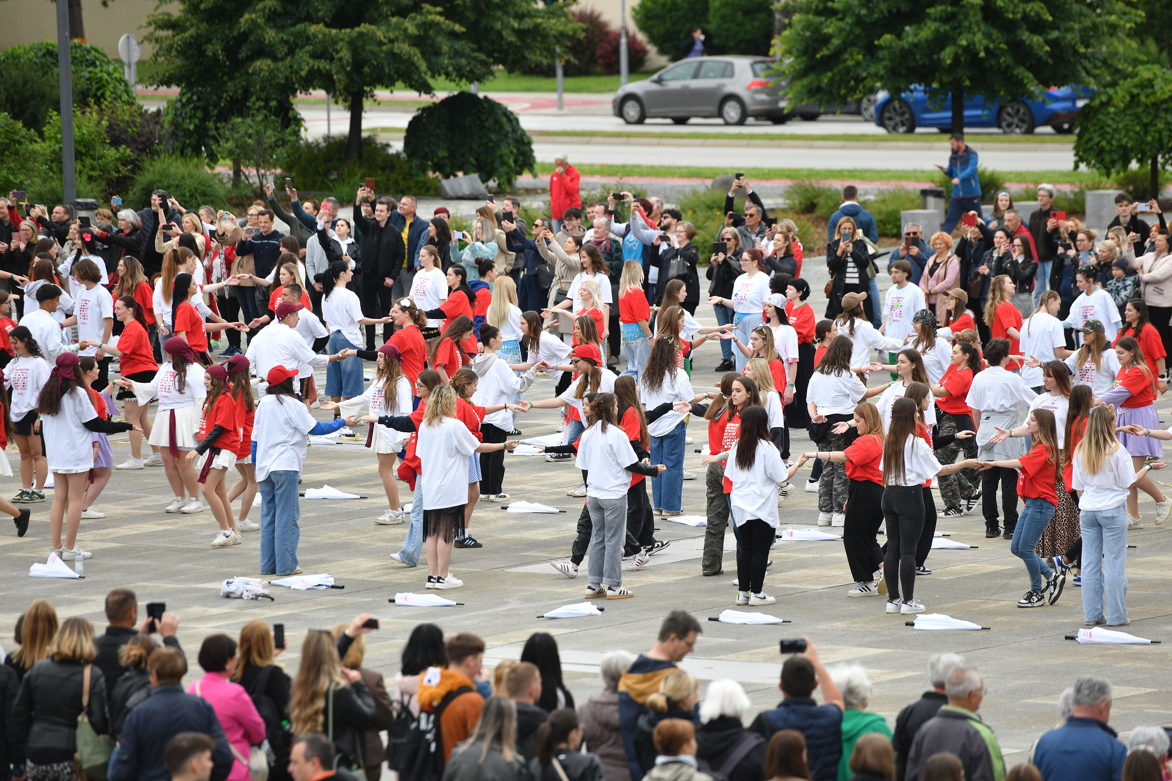 PXL_230525_133237245