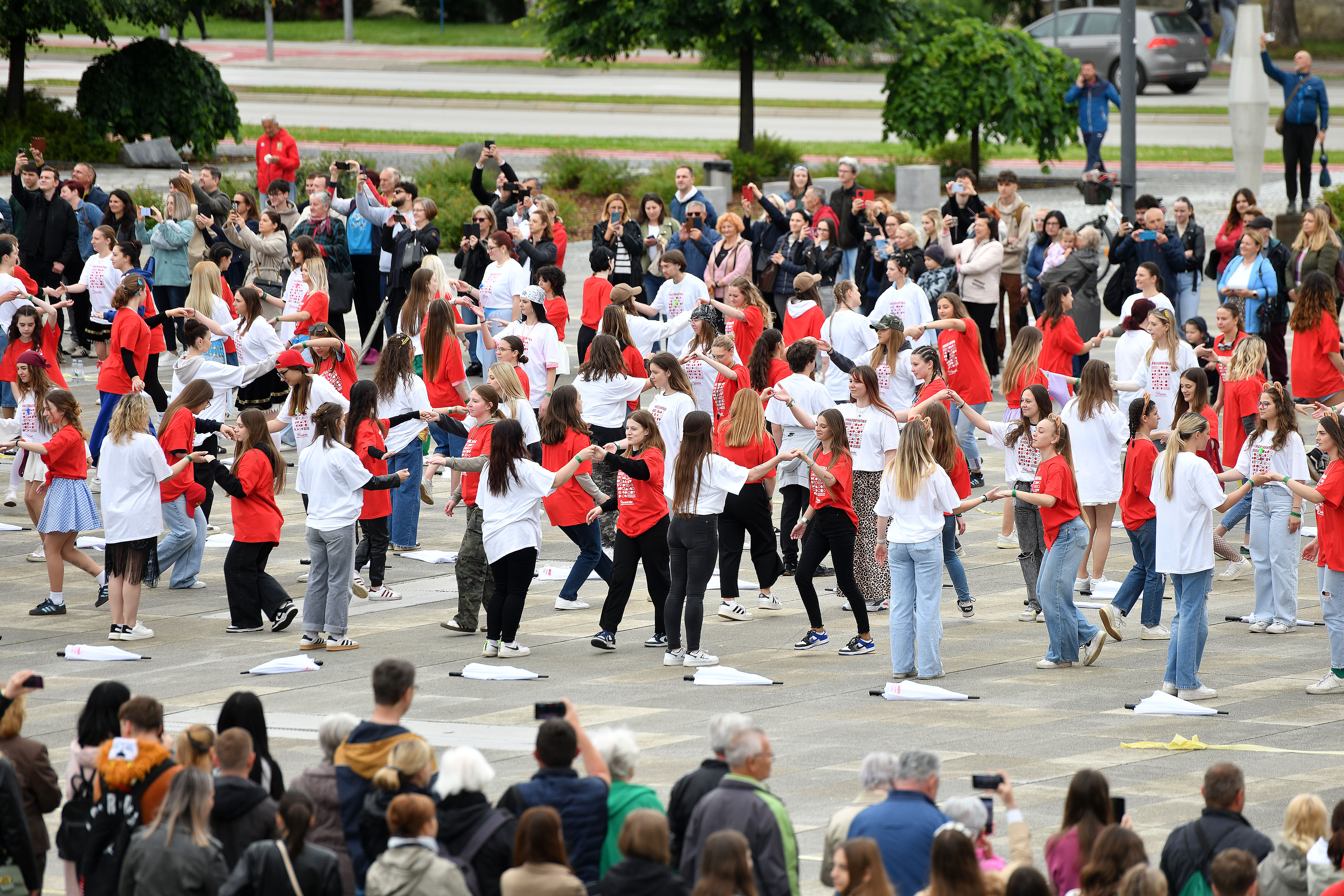 PXL_230525_133237247