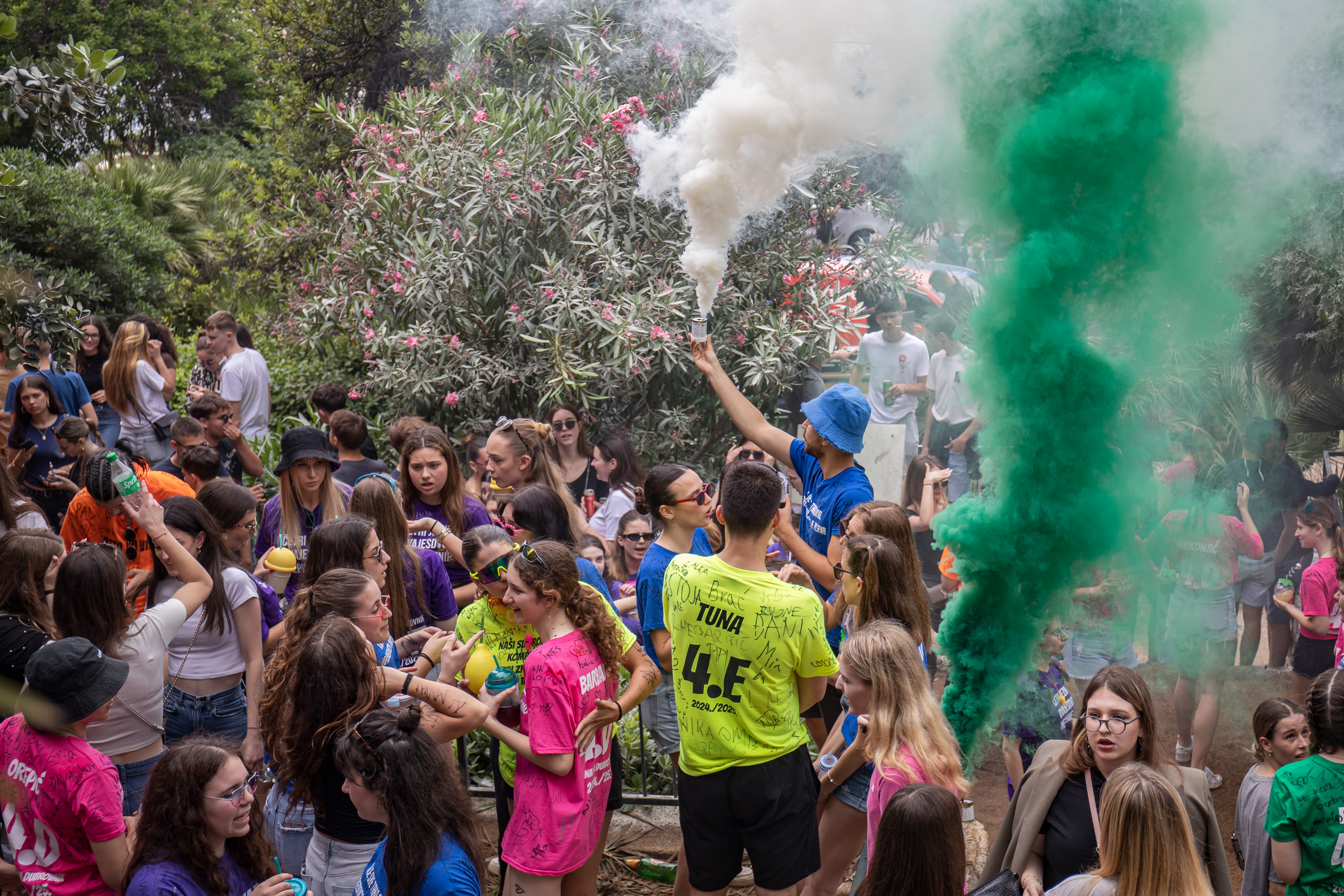 PXL_230525_133237345