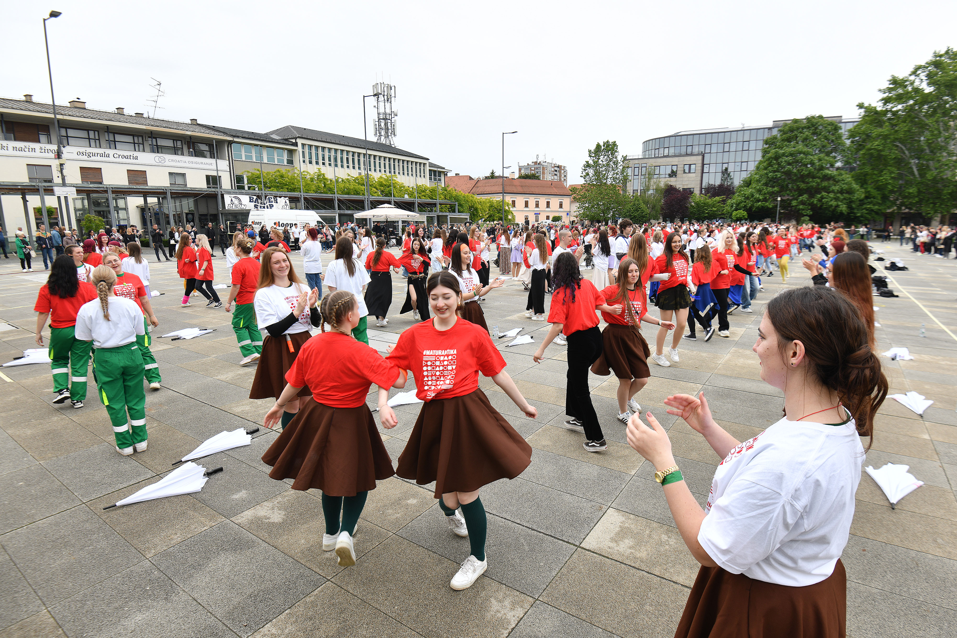 PXL_230525_133237787