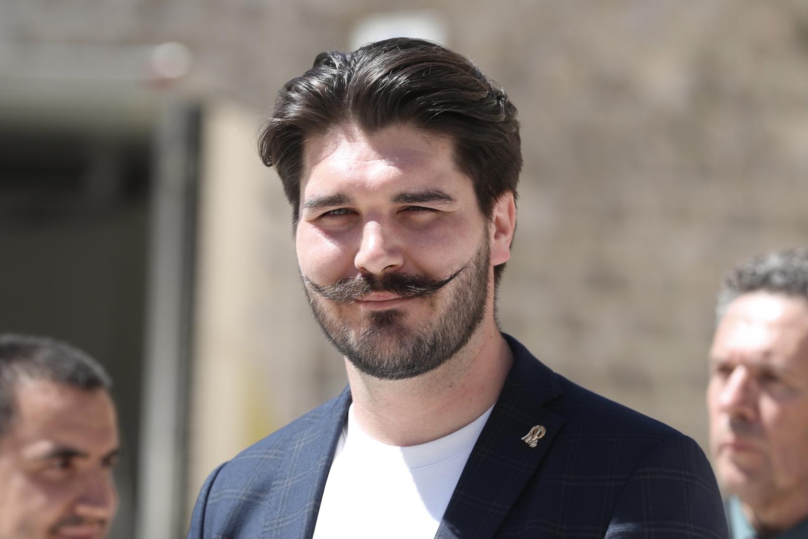 Kelam PXL_290425_131980983