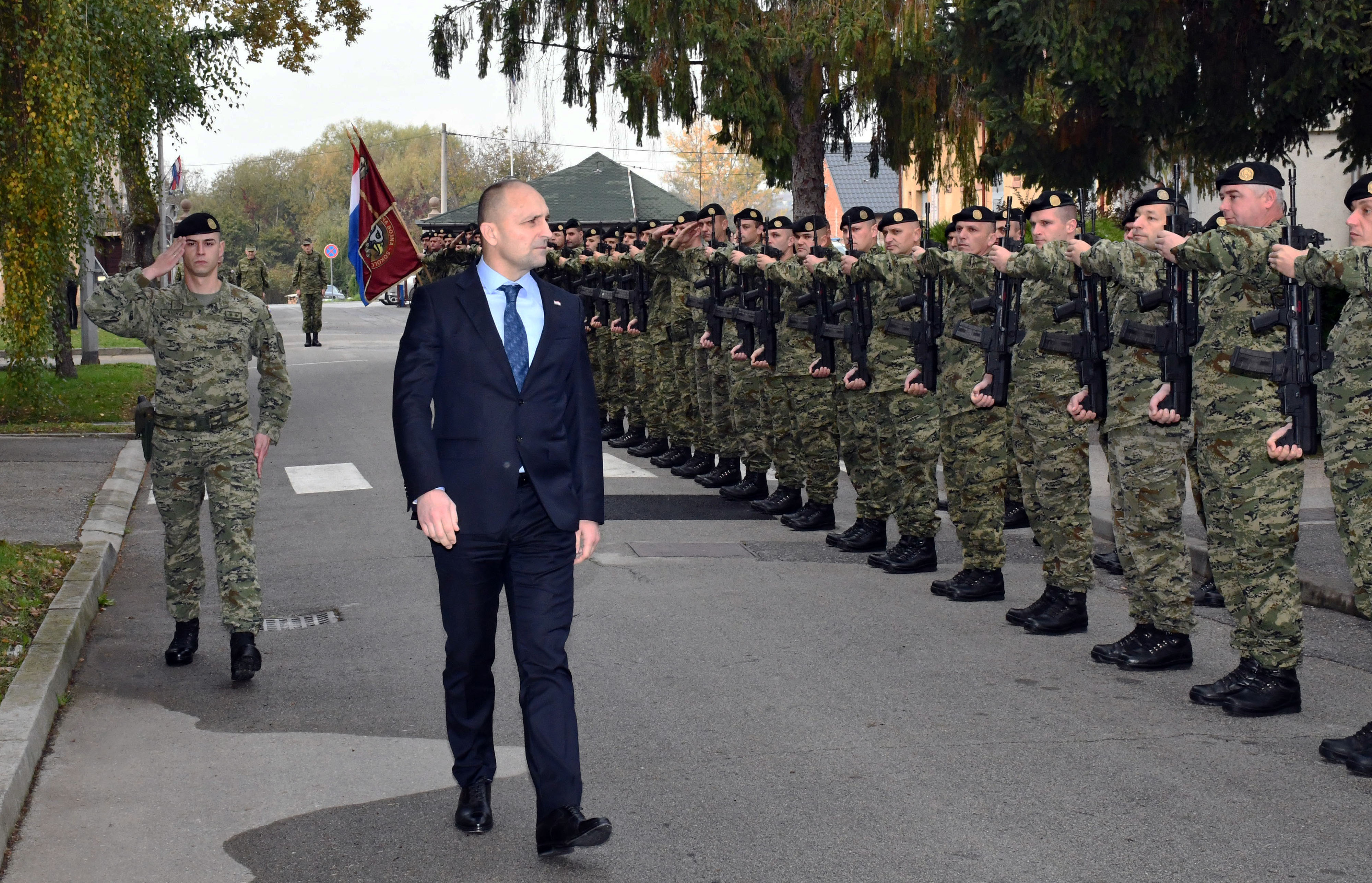 PXL_251024_122871937