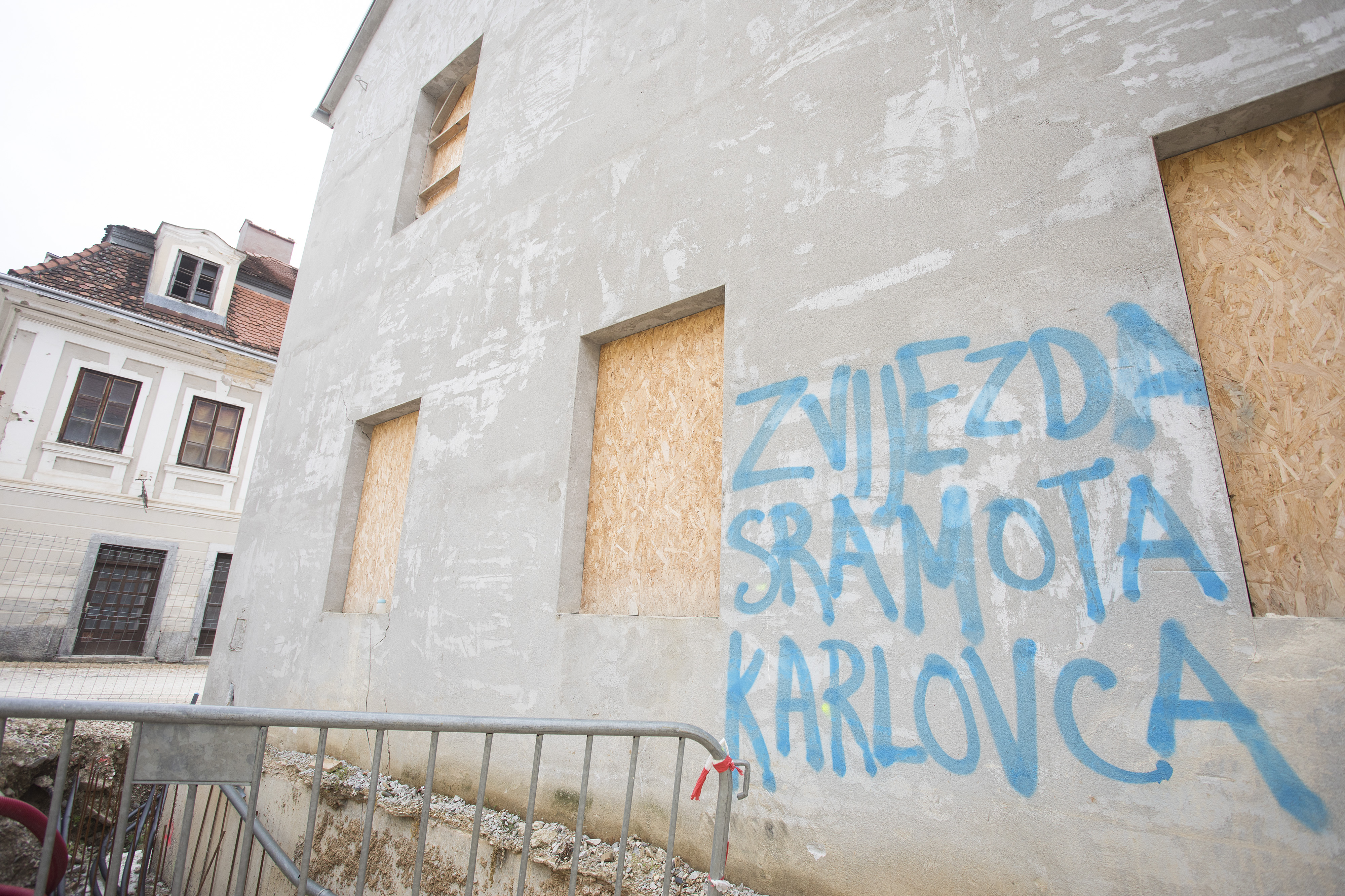 PXL_280425_131924987