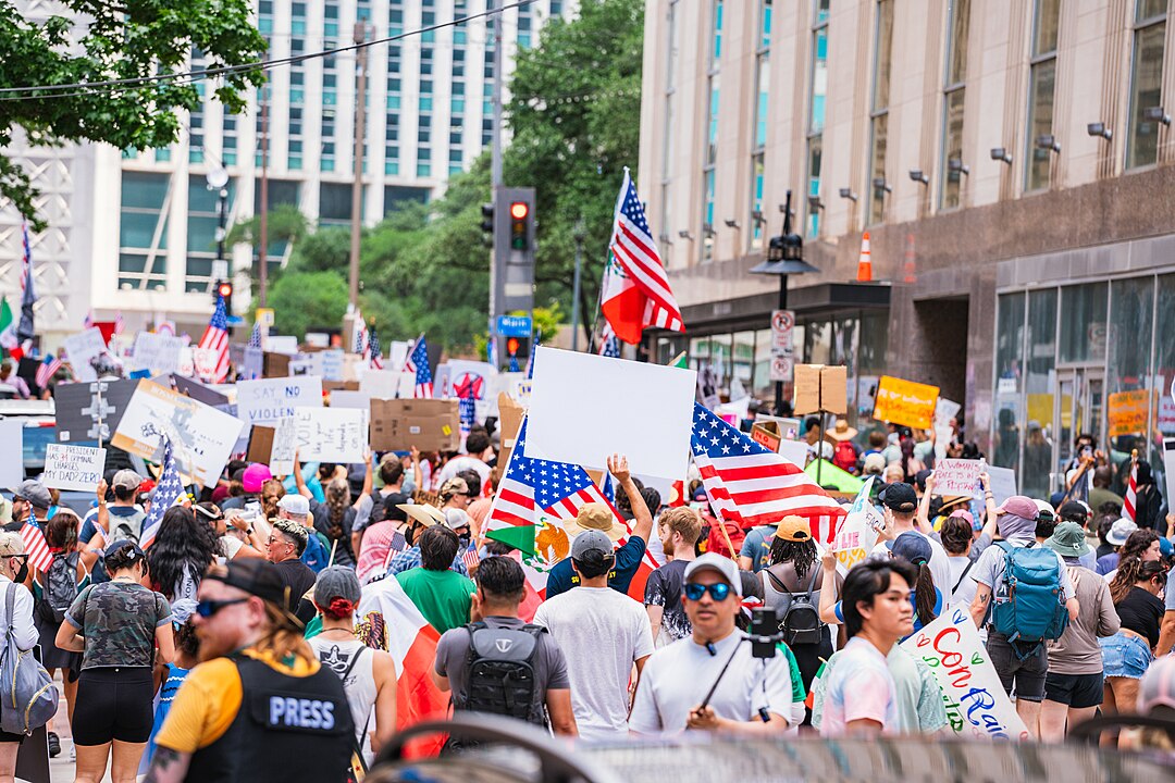 Wikimedia Commons_No Kings_Dallas-6