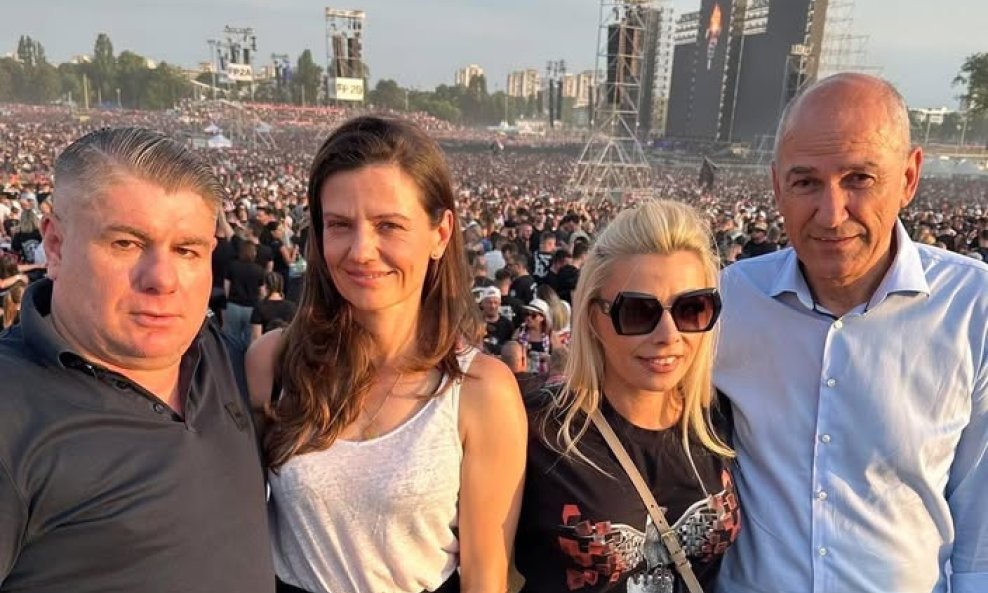 Janša i Bujanec na thompsonovom koncertu