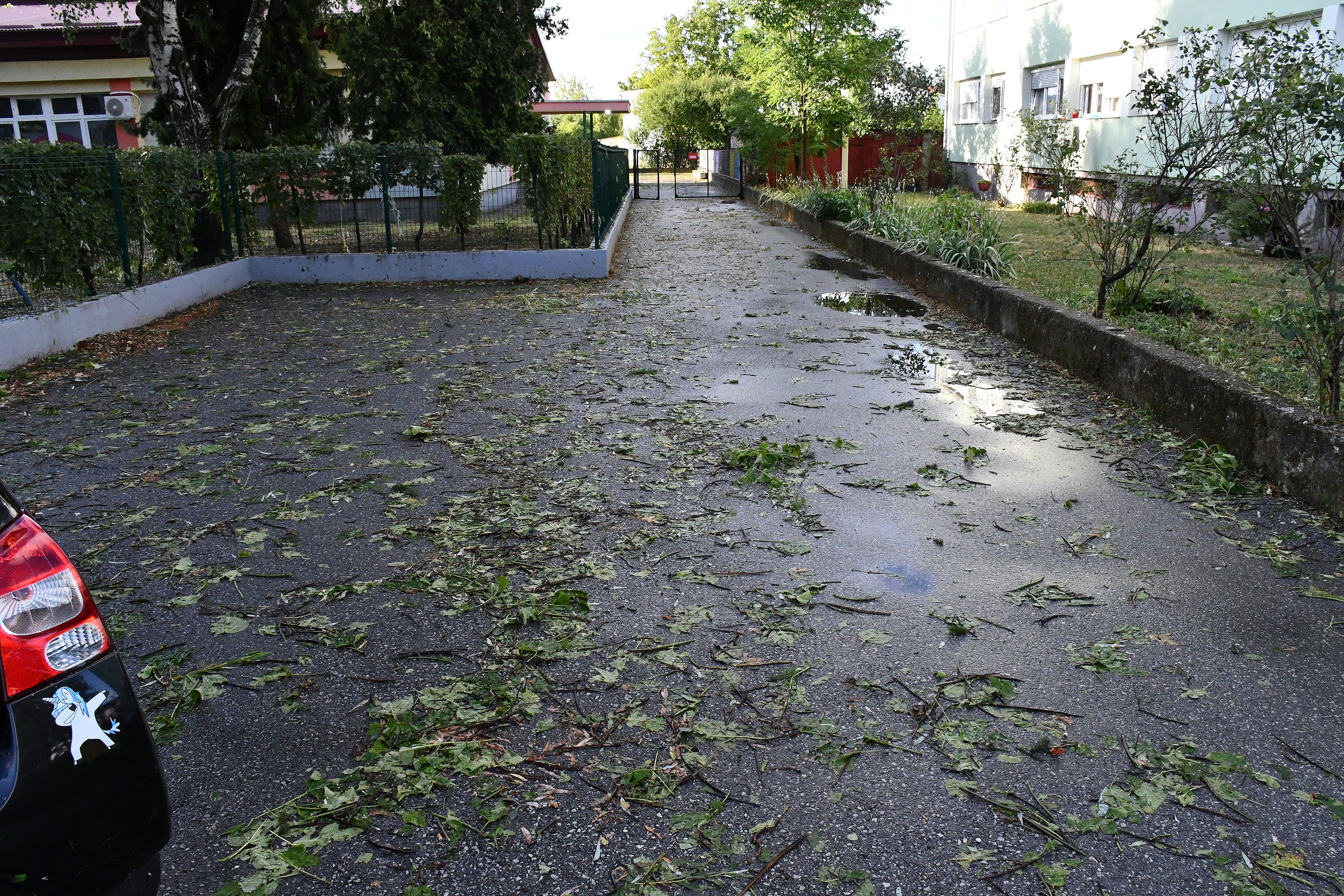 PXL_Slavonski Brod nevrijeme 8.7.25.