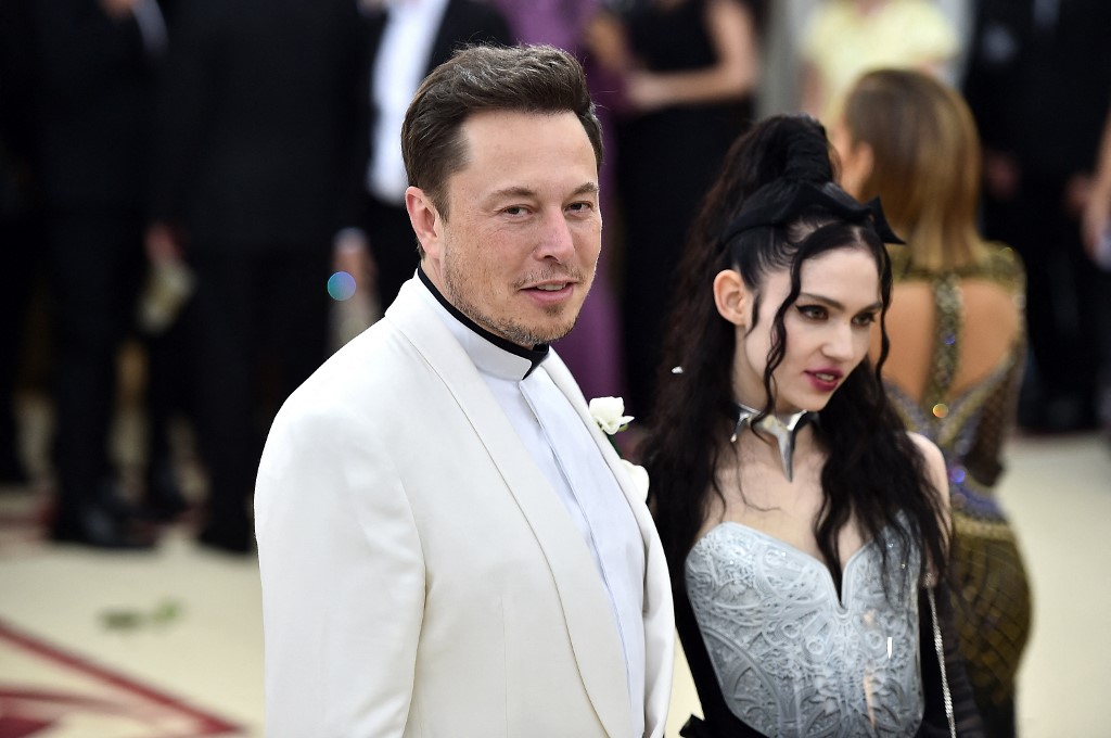 AFP Elon Musk i Grimes