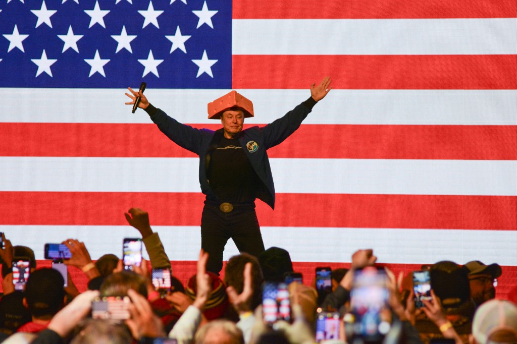 elon musk na pozornici