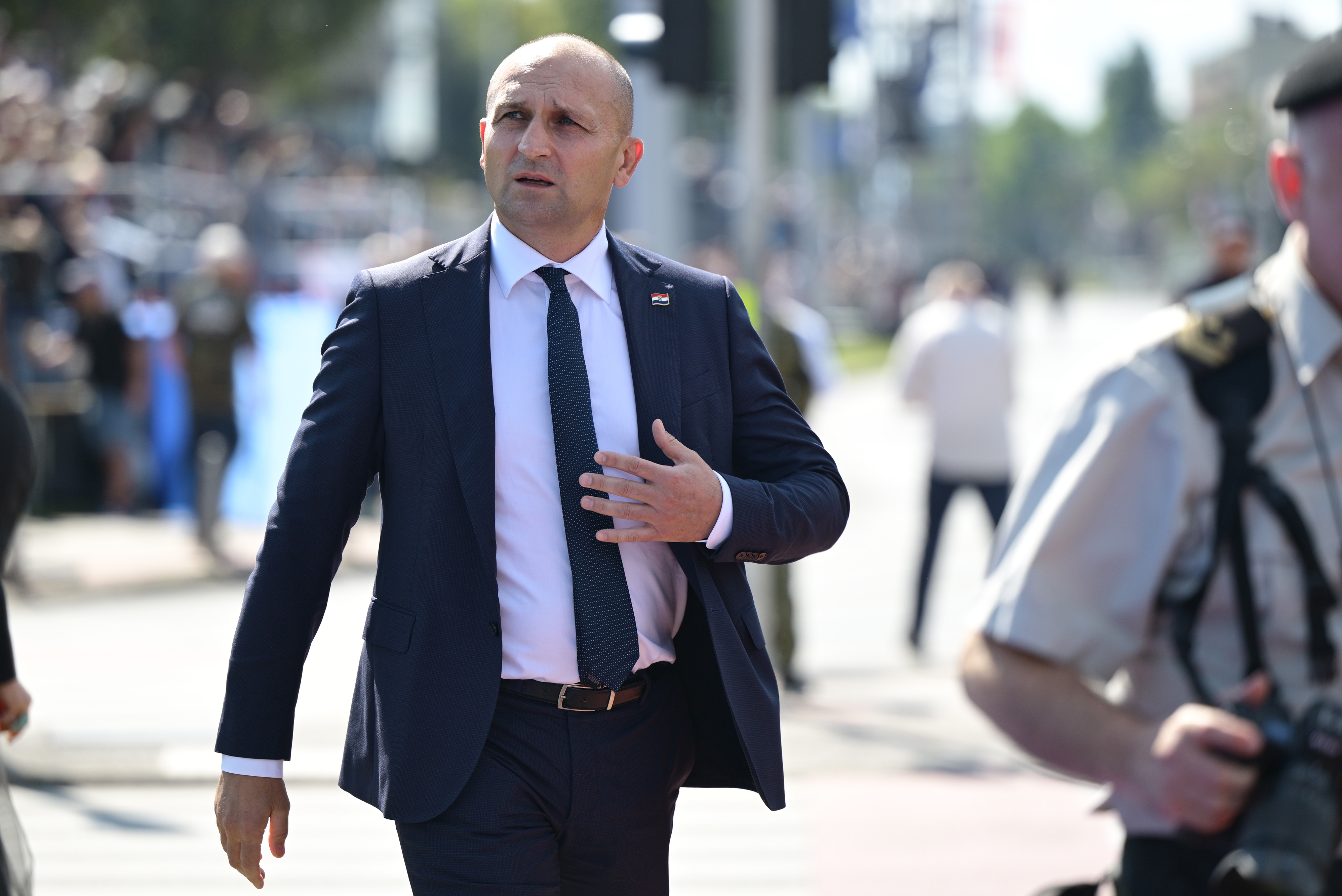 31.07.2025., Zagreb - Okupljanje uzvanika pored tribina uoci odrzavanja vijnog mimohoda u povodu obiljezavanja 30. obljetnice vojno-redarstvene operacije Oluja. Ivan Anusic Photo: Neva Zganec/PIXSELL