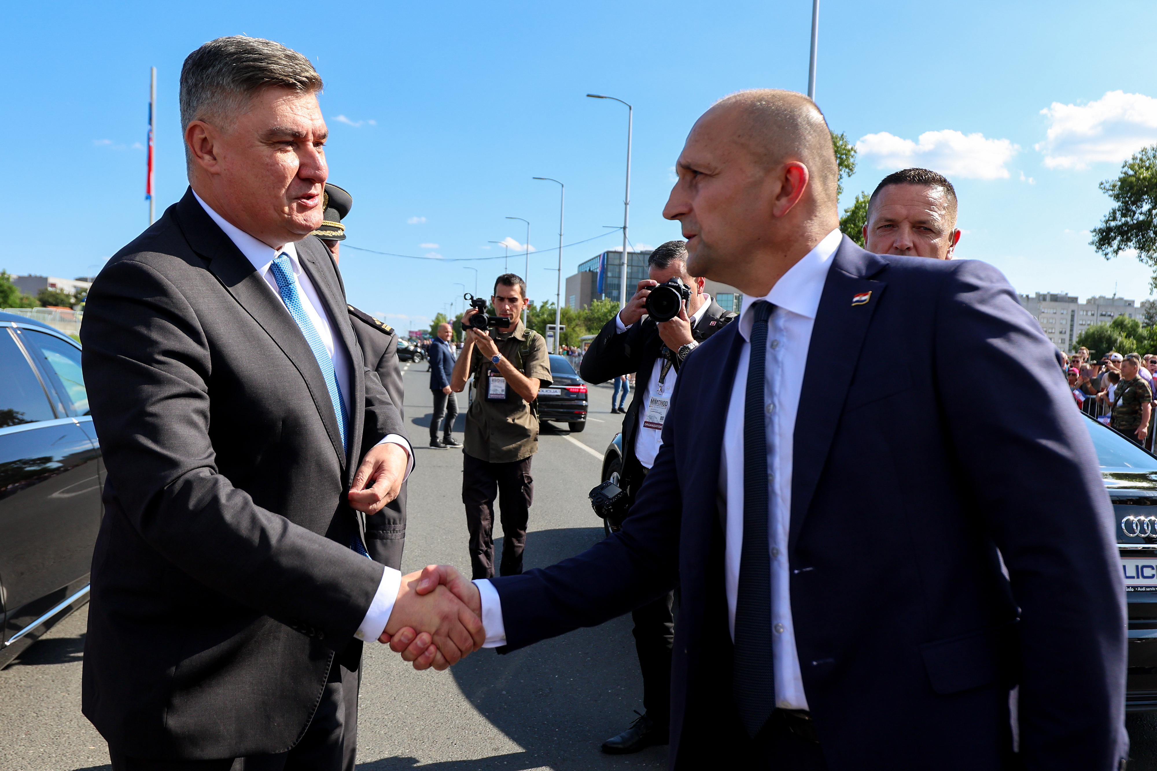 31.07.2025., Zagreb - Okupljanje uzvanika pored tribina uoci odrzavanja vojnog mimohoda u povodu obiljezavanja 30. obljetnice vojno-redarstvene operacije Oluja