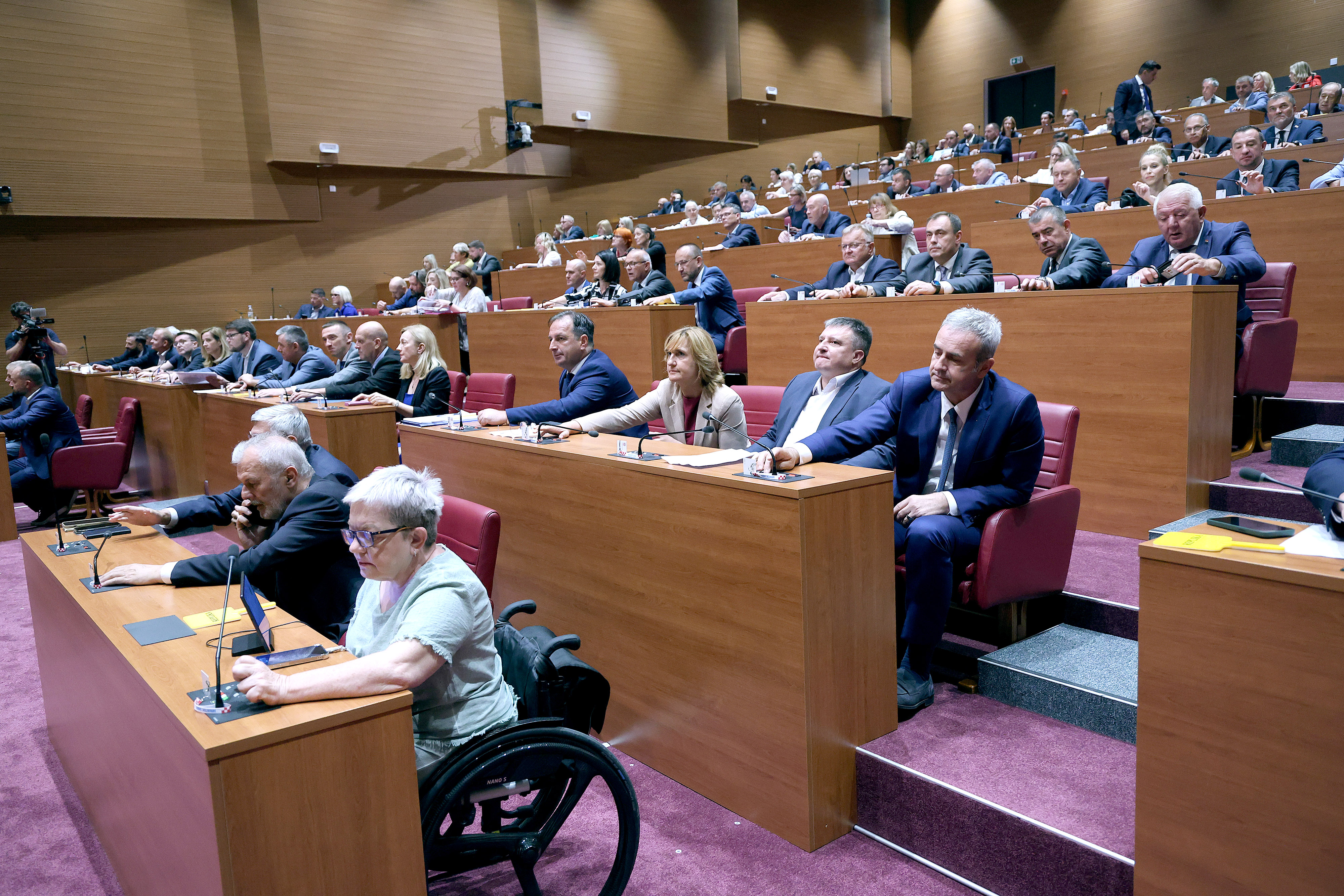 15.07.2025., Zagreb - Zastupnici su glasovanjem o raspravljenim tockama dnevnog reda zavrsili 6. sjednicu Sabora  i odlaze na ljetnu stanku koja traje do sredine rujna. Photo: Patrik Macek/PIXSELL