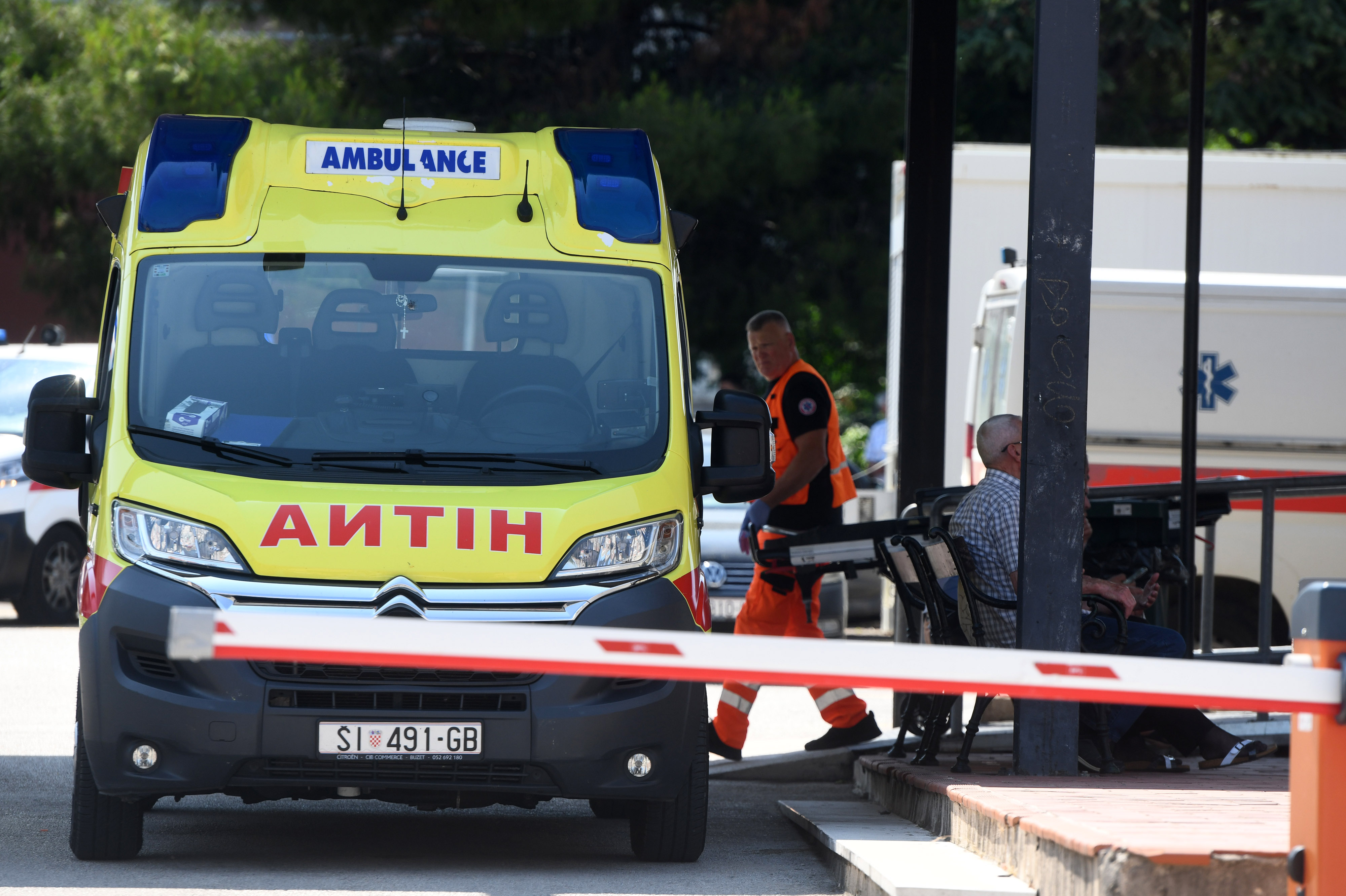 28.06.2023., Sibenik - Vozaci Hitne medicinske pomoci nisu zadovoljni stanjem u prometu i problemima sa kojima se susrecu. Photo: Hrvoje Jelavic/PIXSELL