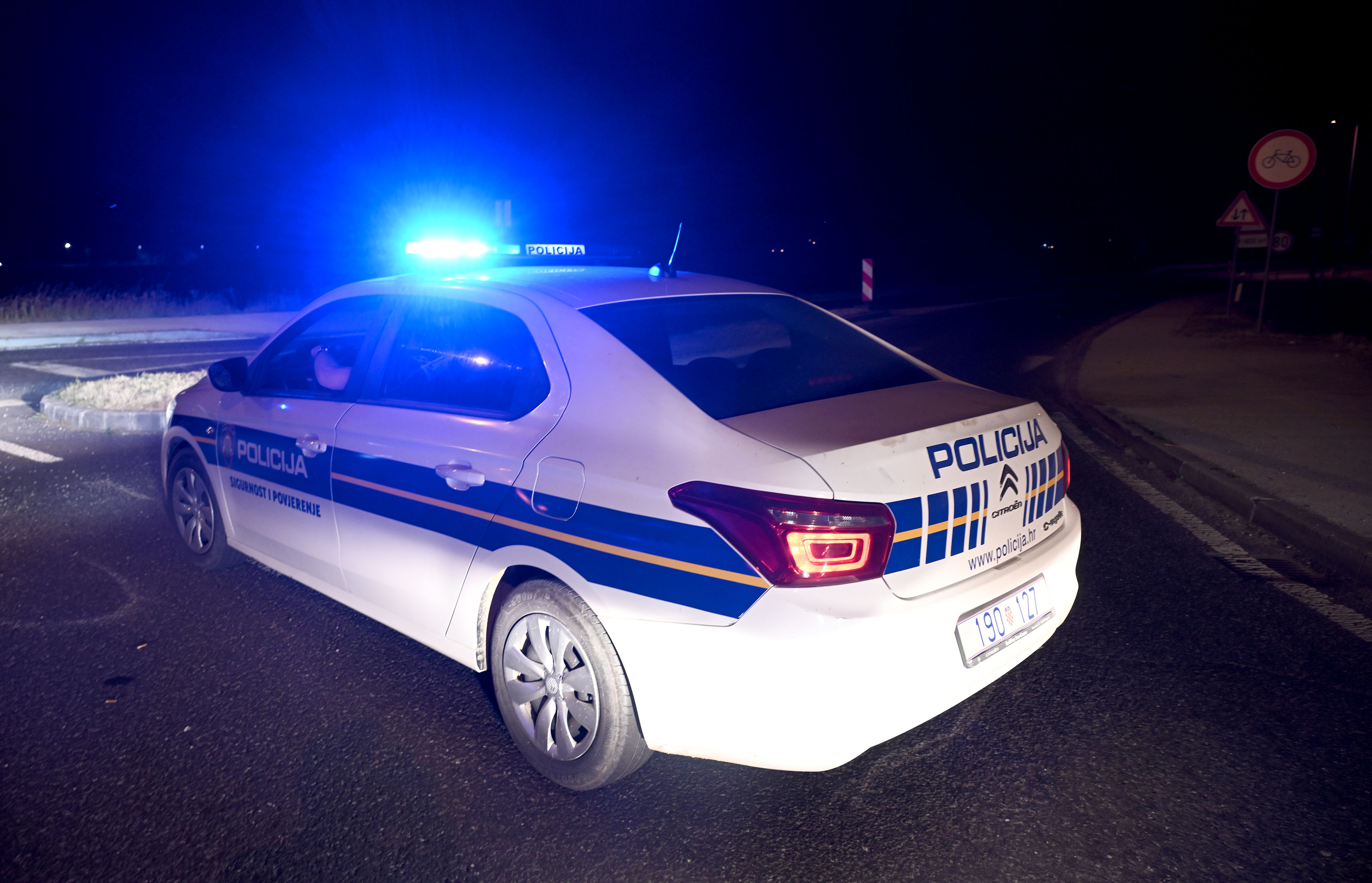 07.06.2025., Zagreb - Prometna nesreca na cesti D1 gdje su smrtno stradale dvije osobe. Photo: Marko Lukunic/PIXSELL