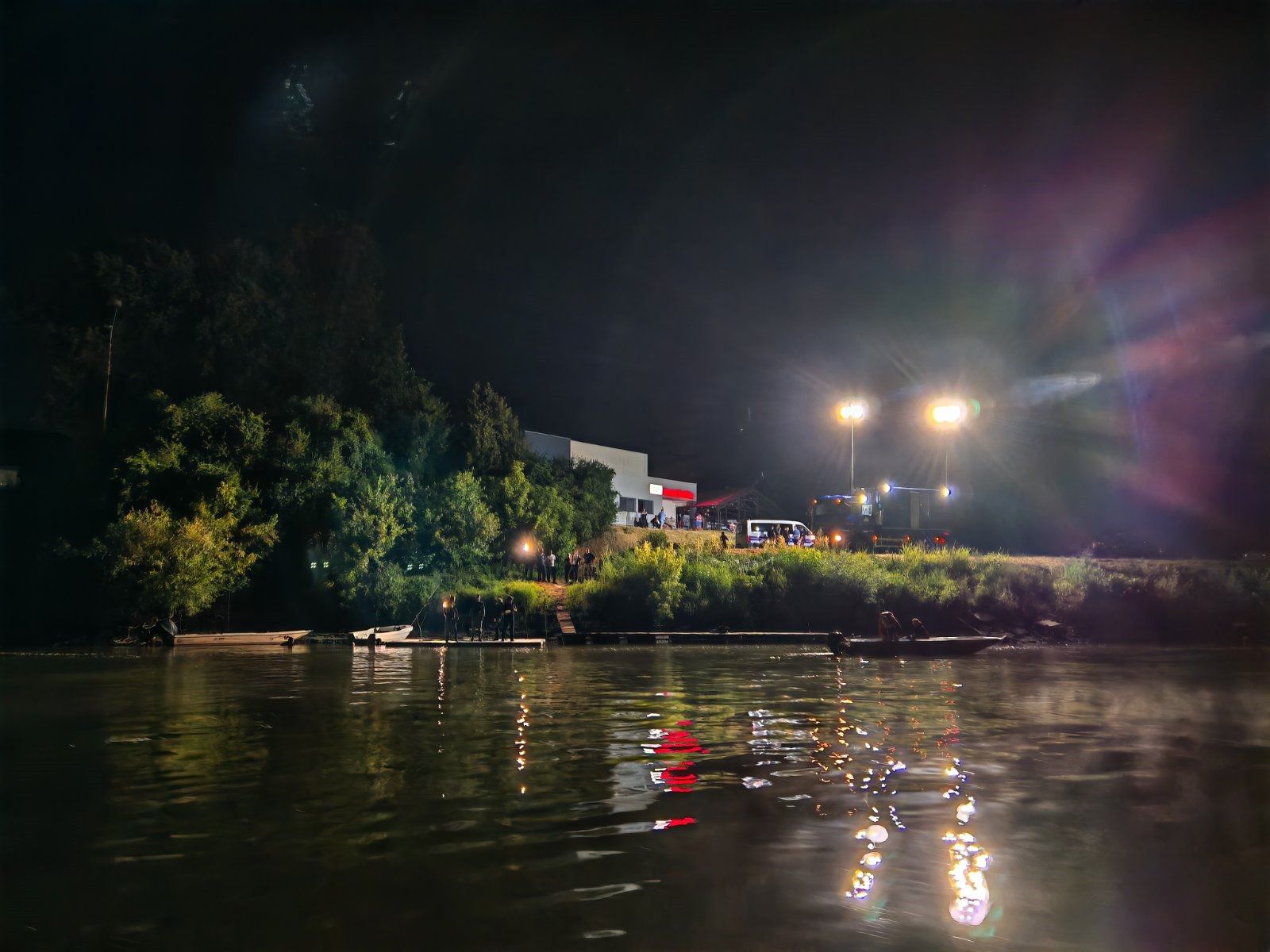 NAJBOLJA MOGUCA KVALITETA 07.07.2025., Belisce - Pripadnici Hrvatske gorske sluzbe spasavanje tragaju za djetetom koje je nestalo u rijeci Dravi. Photo: HGSS/PIXSELL