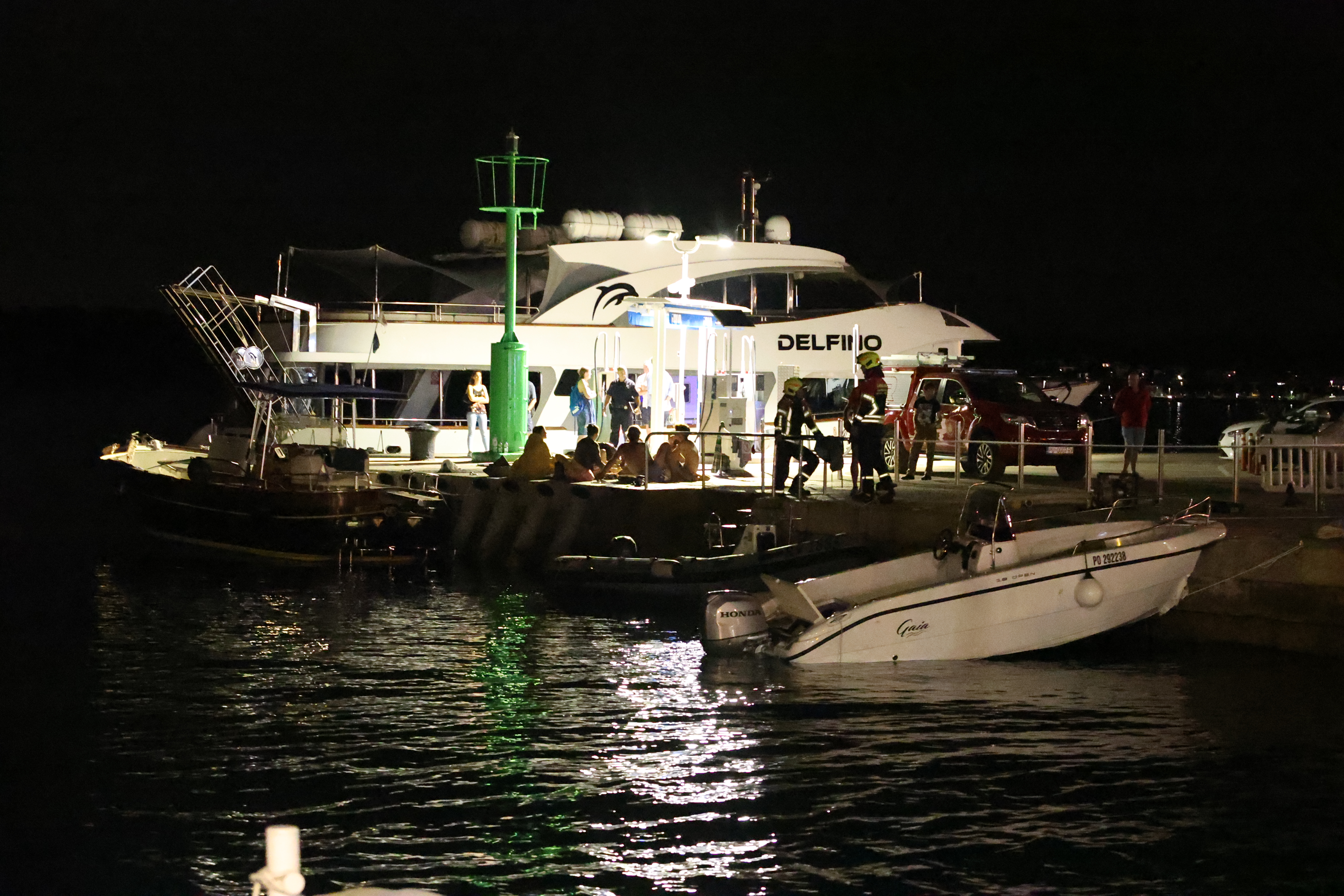 17.08.2025., Rovinj - Na Obali Palih boraca gliser se zabio u rivu, ima vise ozlijedjenih. Photo: Srecko Niketic/PIXSELL