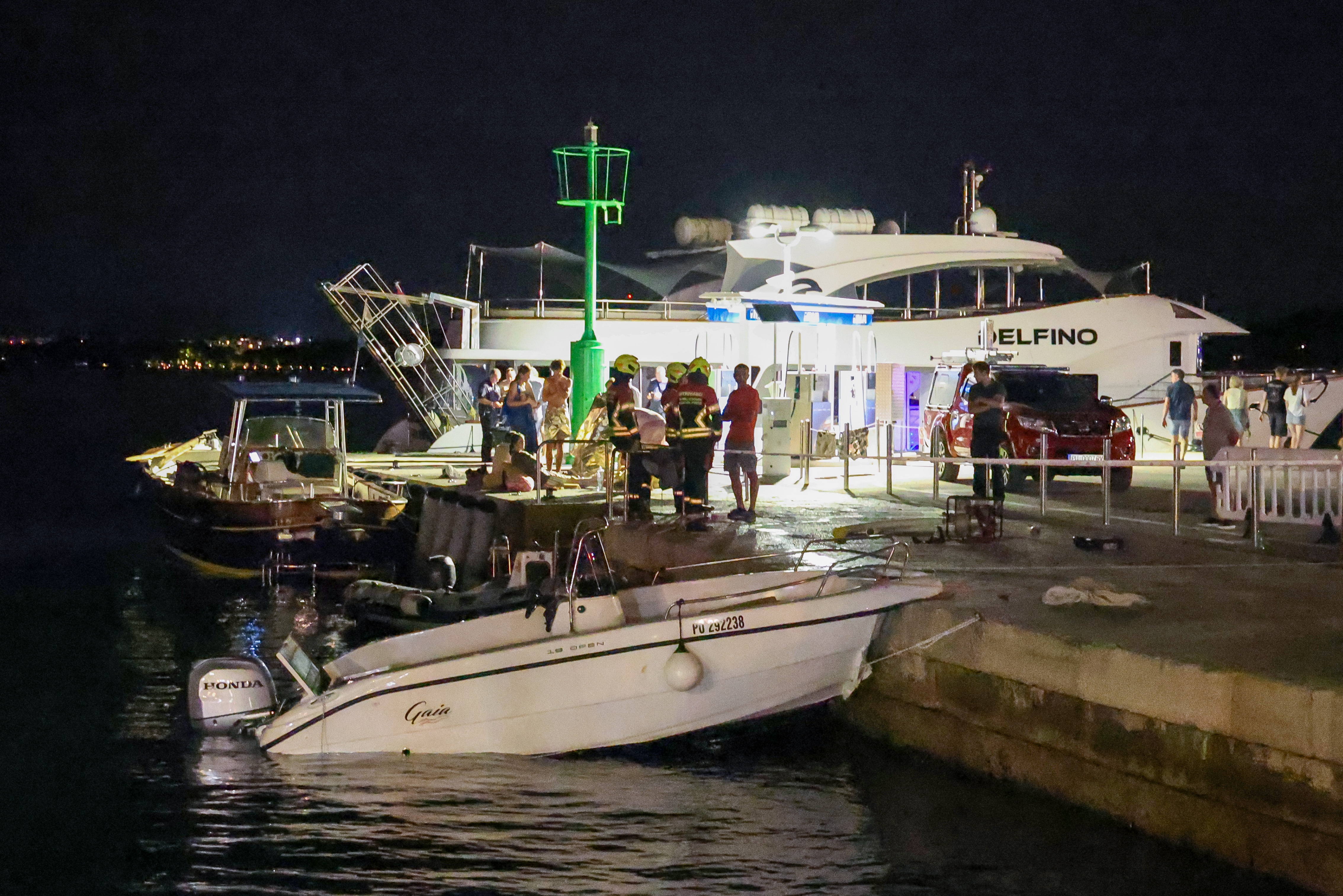 17.08.2025., Rovinj - Na Obali Palih boraca gliser se zabio u rivu, ima vise ozlijedjenih. Photo: Srecko Niketic/PIXSELL