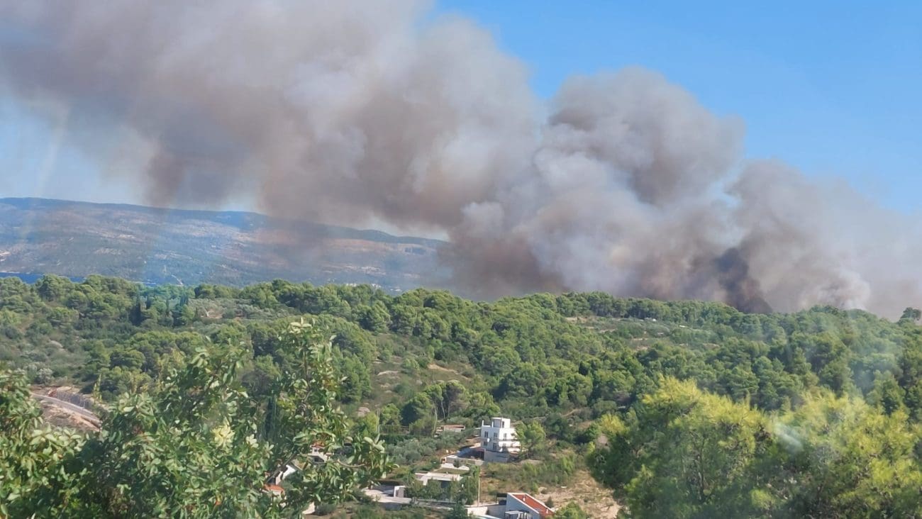dalmacija danas, šolta požar