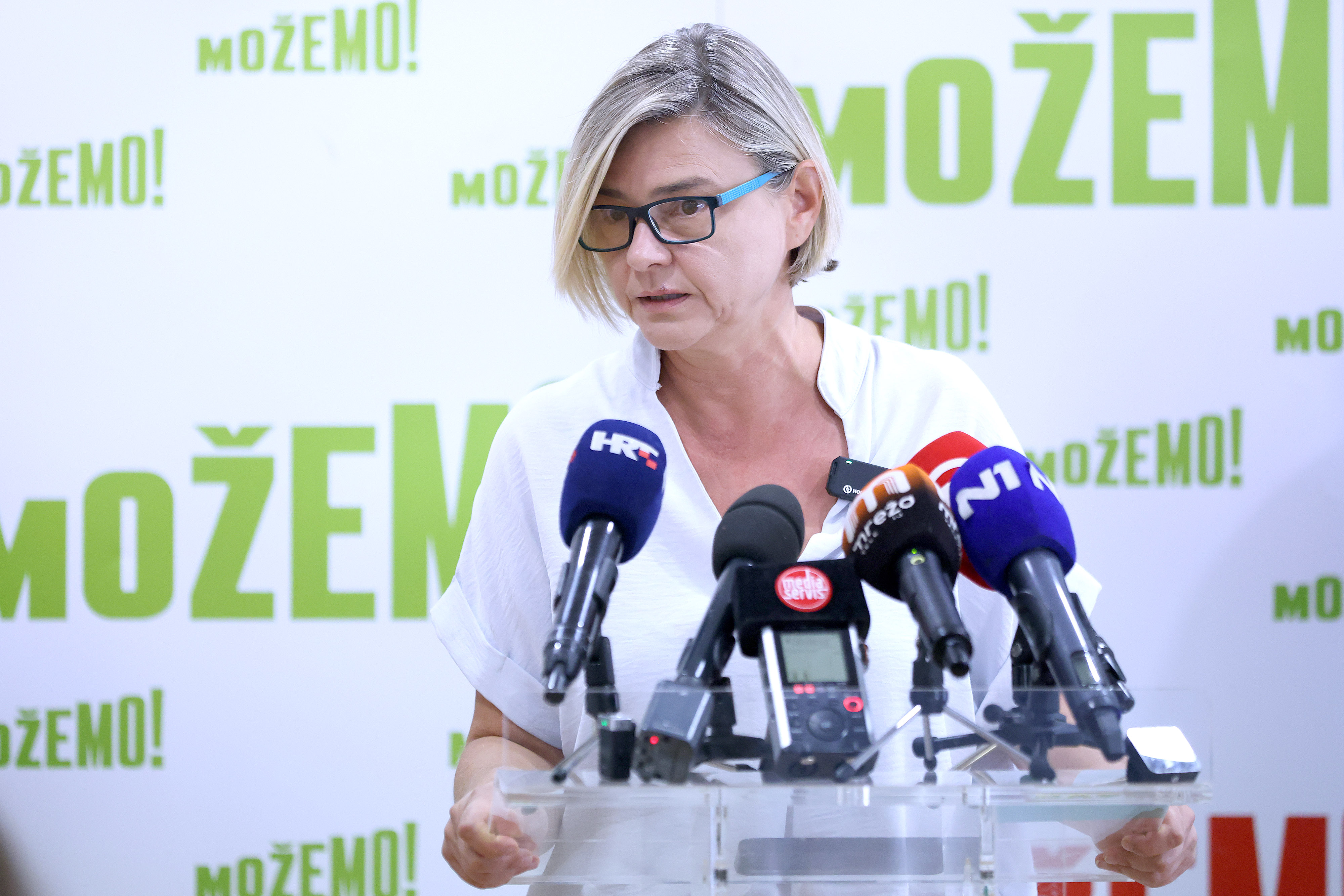 27.08.2025., Zagreb - Na konferenciji za medije Mozemo! odrzanoj u sjedistu stranke o posjeti palenstinske ministrice govorila je Sandra Bencic. Photo: Patrik Macek/PIXSELL