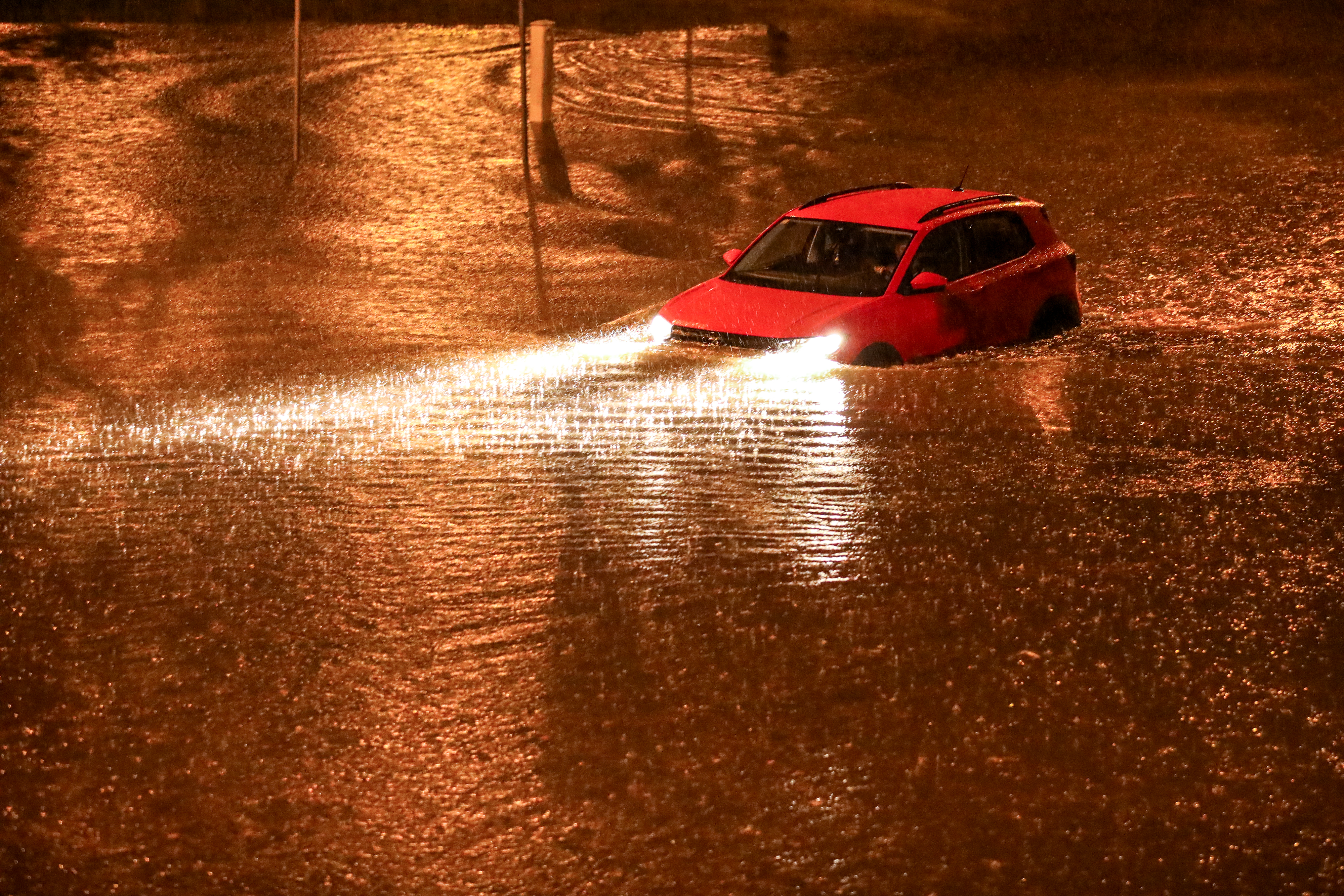 30.08.2025., Zagreb -Poplavljen je podvoznjak izmedju Gajnica i Podsuseda zbog pljuska. Photo: Emica Elvedji/PIXSELL