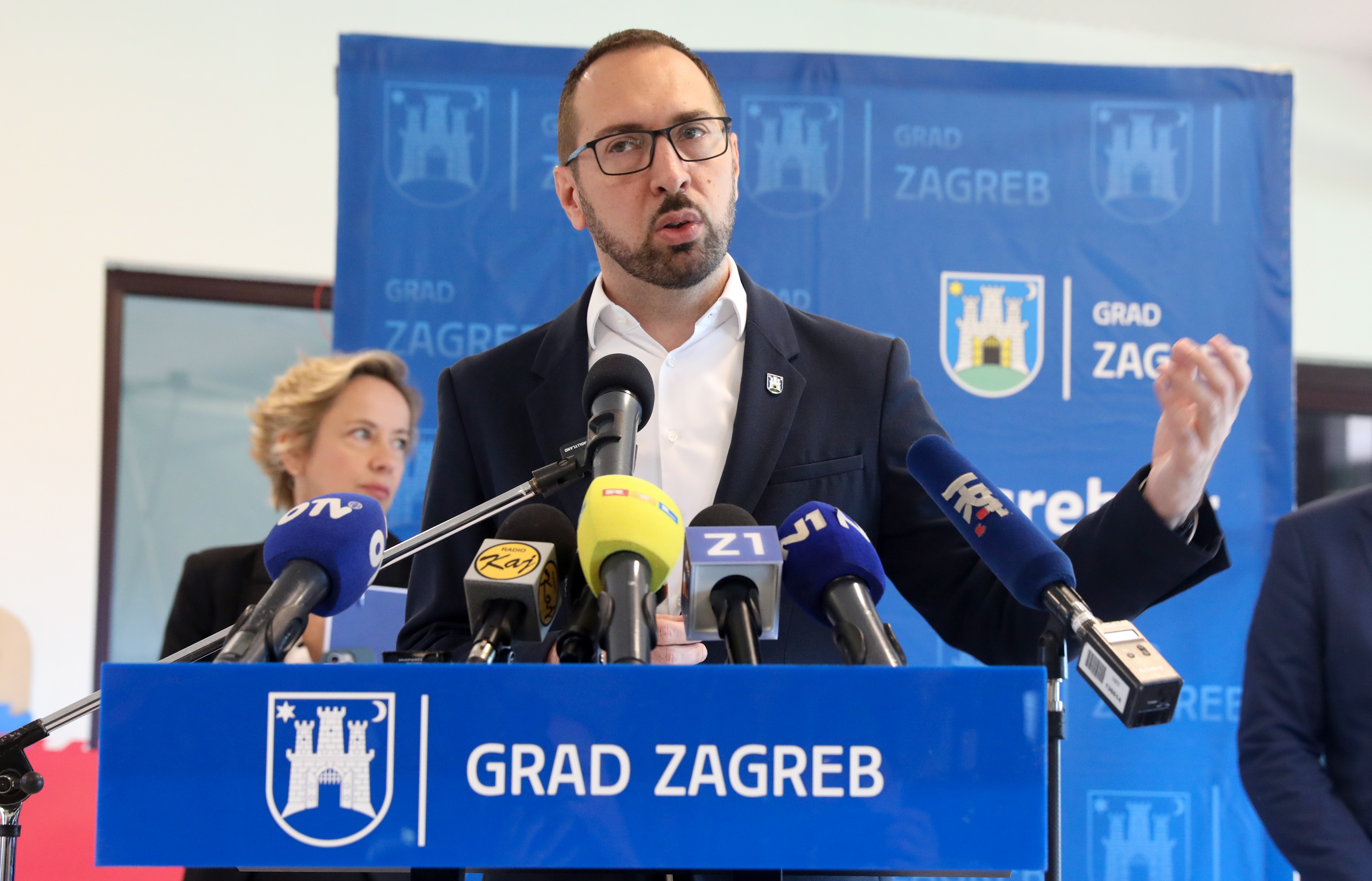 02.09.2025., Zagreb - Zagrebacki gradonacelnik Tomislav Tomasevic sa zamjenicima Danijelom Dolenec i Lukom Korlaetom te ministrom obrazovanja Radovanom Fuchsom, otvorio novoizgradjeni i potpuno opremljeni djecji vrtic DV Sveta Klara.