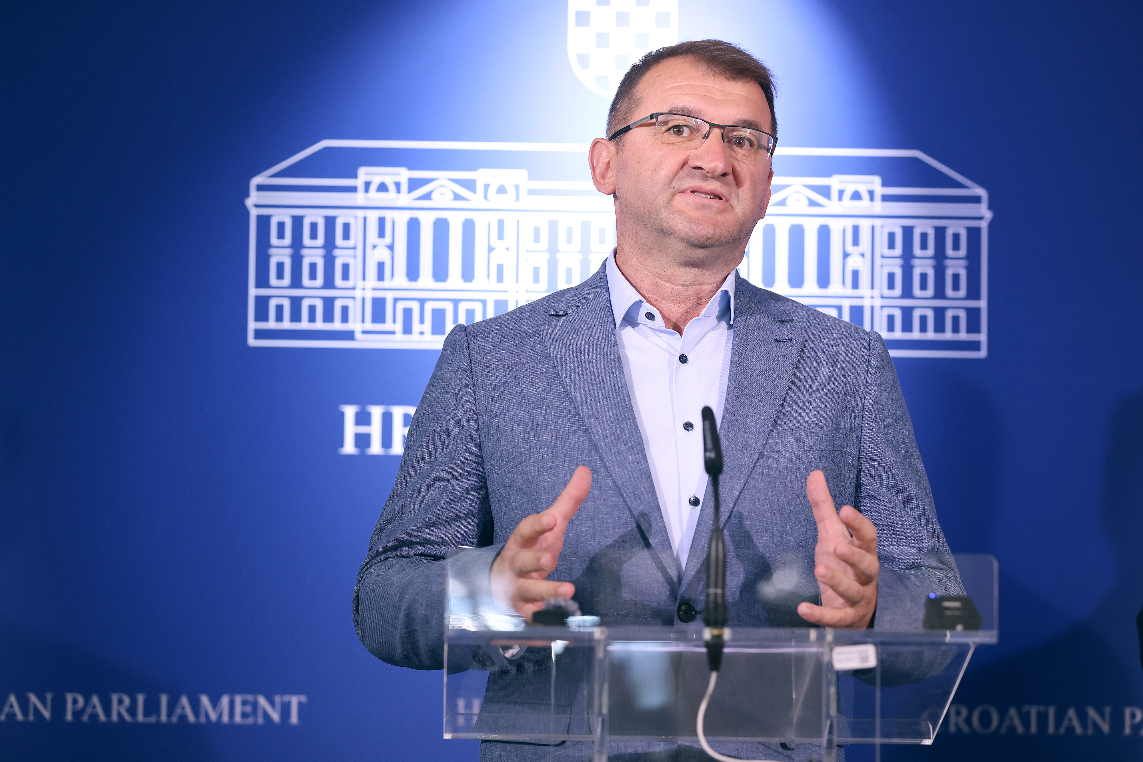 06.06.2025., Zagreb - Na konferenciji za medije Kluba zastupnika Mosta odrzanoj u Saboru o temi “Izborne muljaze i uloga Ustavnog suda Republike Hrvatske” govorili su zastupnici Kluba. Photo: Patrik Macek/PIXSELL