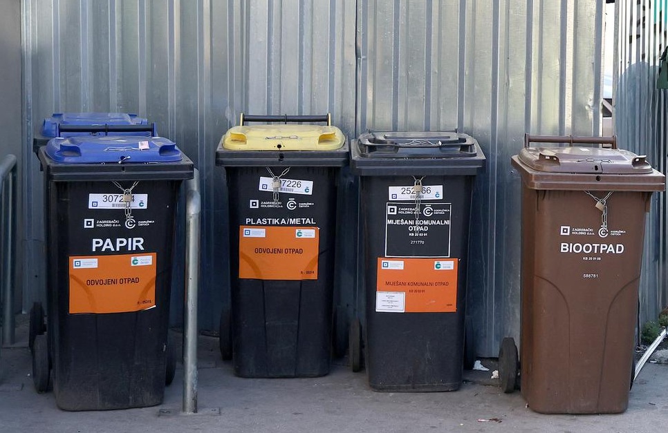 kante za smeće u zagrebu