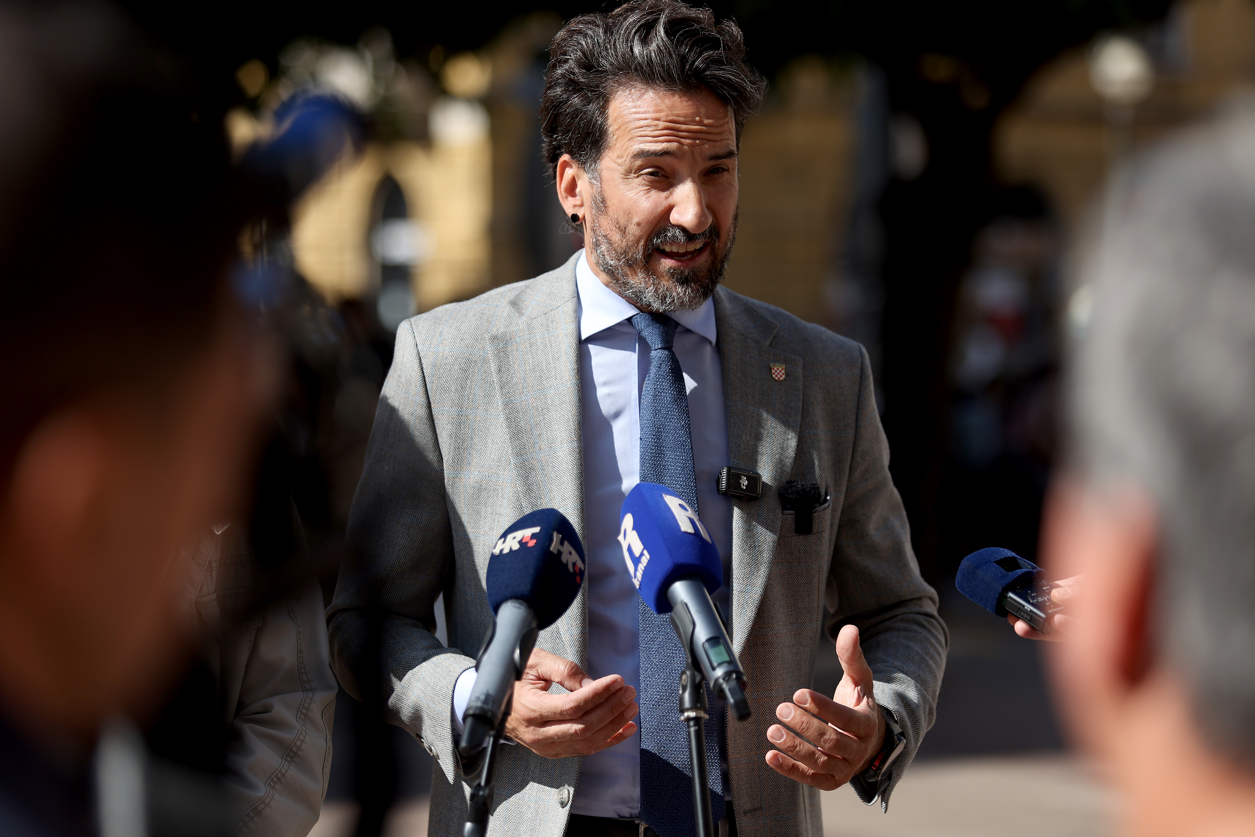 8.9.2025. Rijeka - Konferencija za medije predstavnika MOST-a Marina Miletica i Josipa Jurcevica na kojoj su govorili o komunistickim zlocinima i SDP-ovu prijedlogu kaznjavanja pozdrava Za dom spremni. Photo: Nel Pavletic/PIXSELL