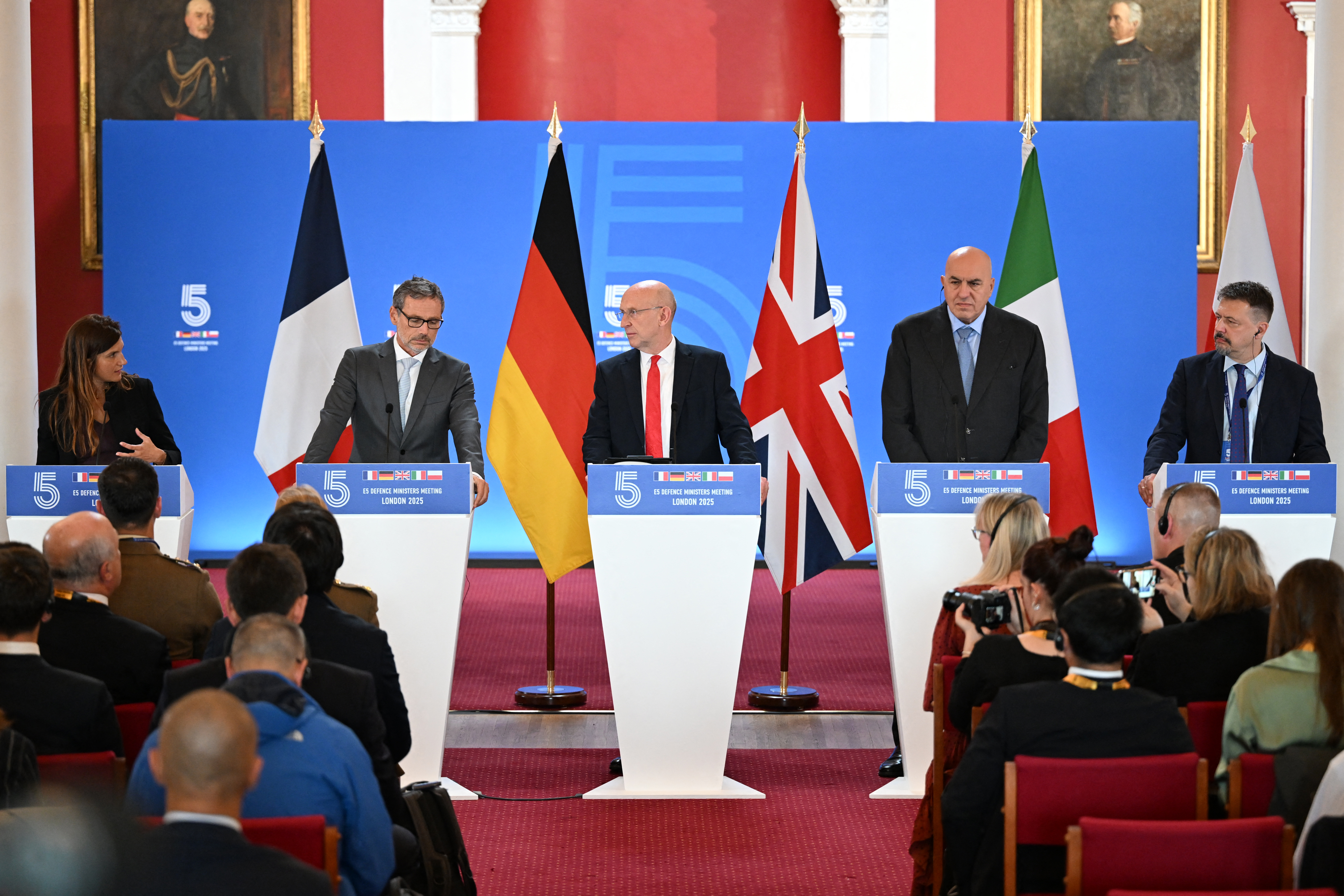 Europska unija, NATO