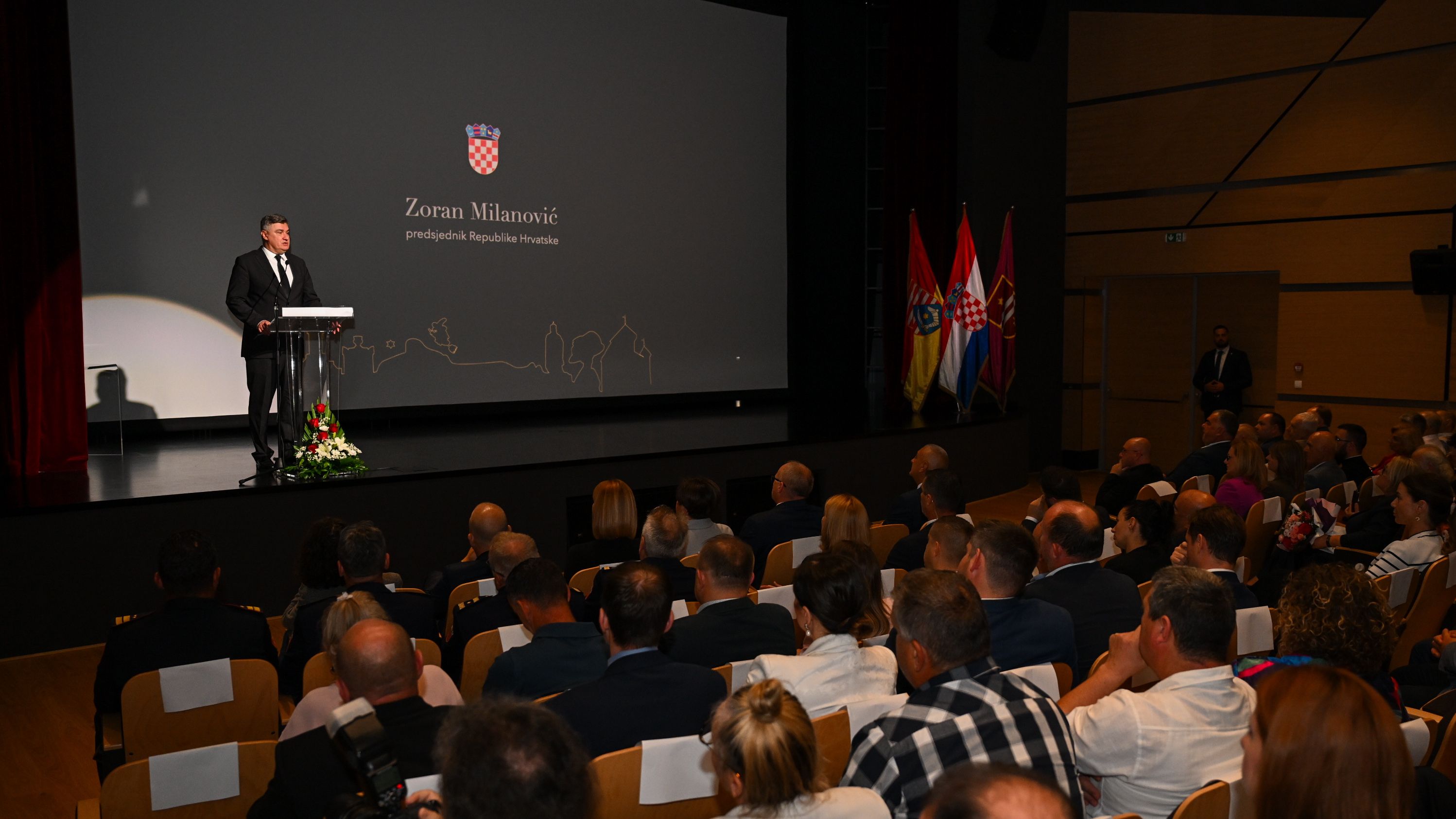 zoran milanović u ogulinu