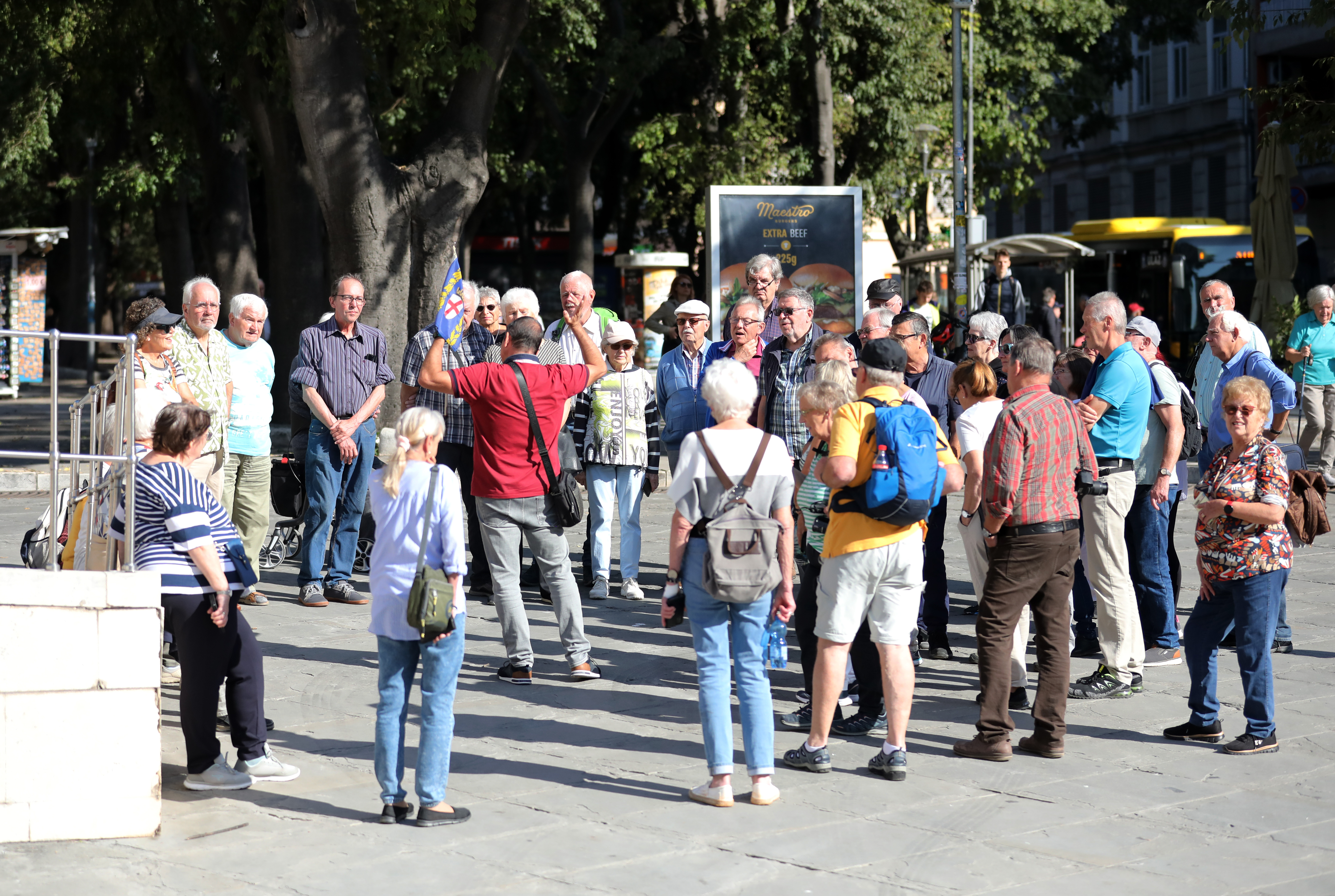 Prekrasno, gotovo ljetno vrijeme, pogoduje turistima koji ovih dana otkrivaju Pulinu visetisucljetnu povijest.