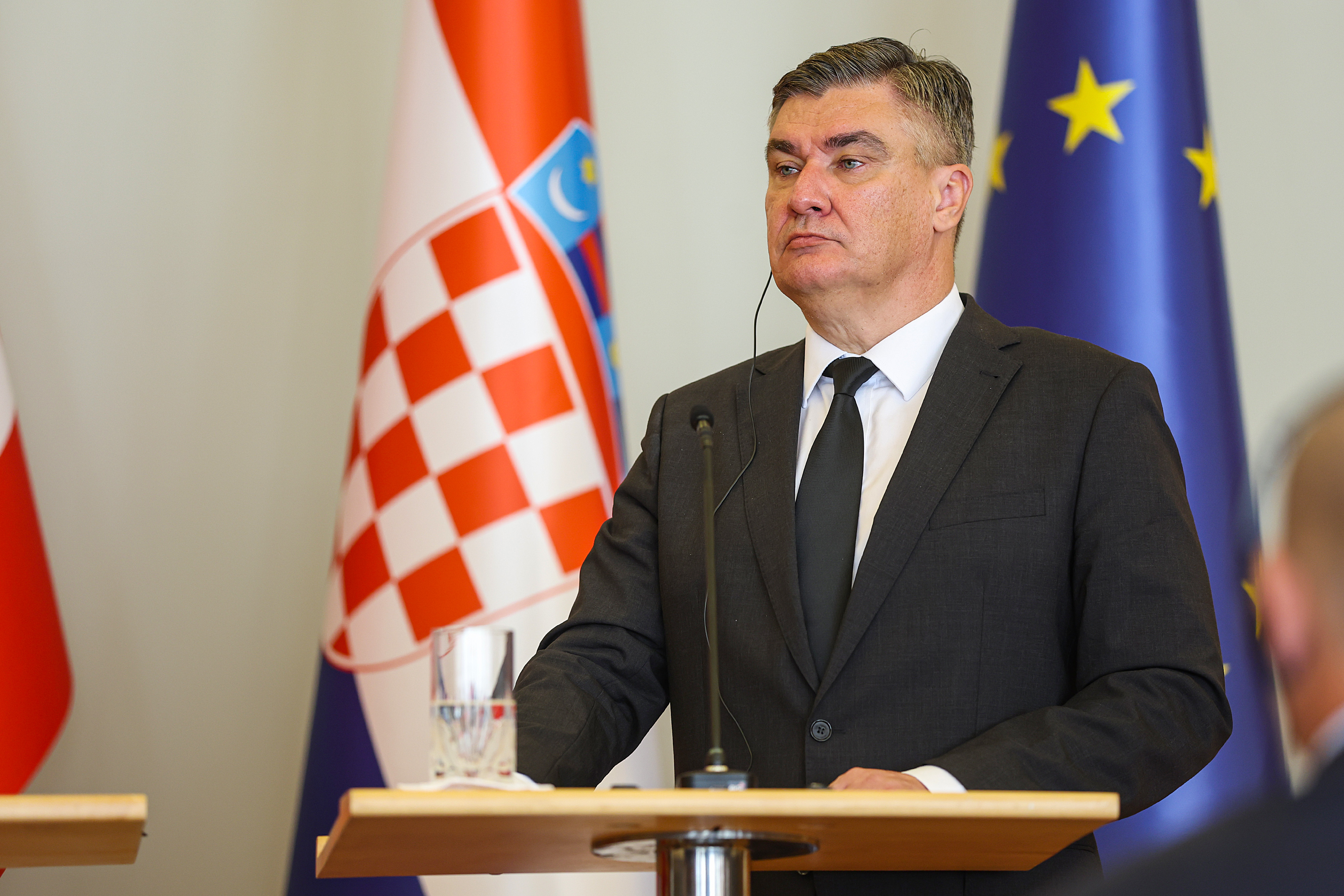 16.09.2025., Zagreb - Predsjednik Republike Hrvatske Zoran Milanovic dao je izjavu medijima nakon susreta s predsjednicom Svicarske Konfederacije Karin Keller-Sutter u Uredu predsjednika na Pantovcaku. Photo: Goran Stanzl/PIXSELL