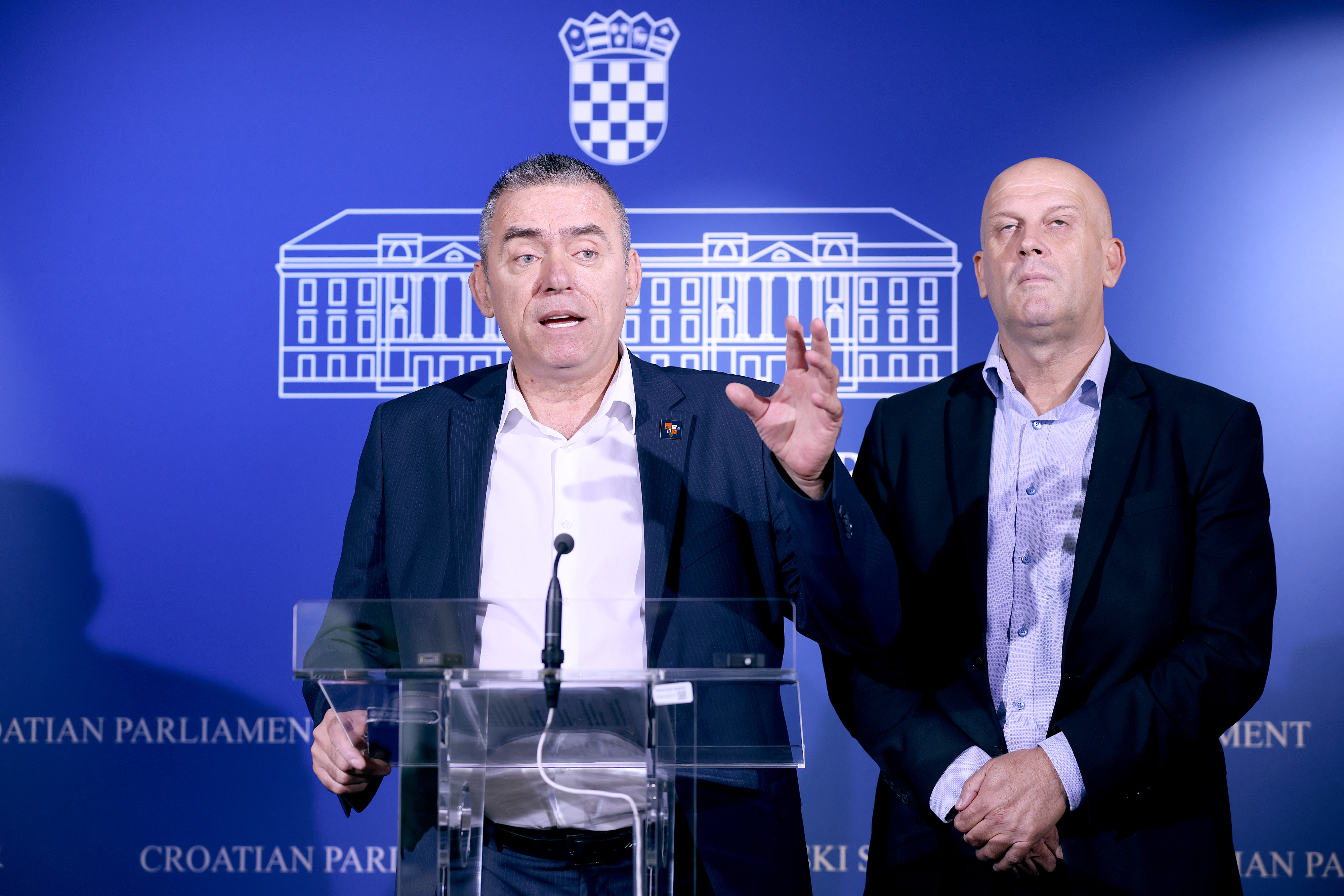 Na konferenciji za medije odrzanoj u Saboru o aktualnim temama govorili su Stipo Mlinaric i  Ivica Kukavica. Photo: Patrik Macek/PIXSELL