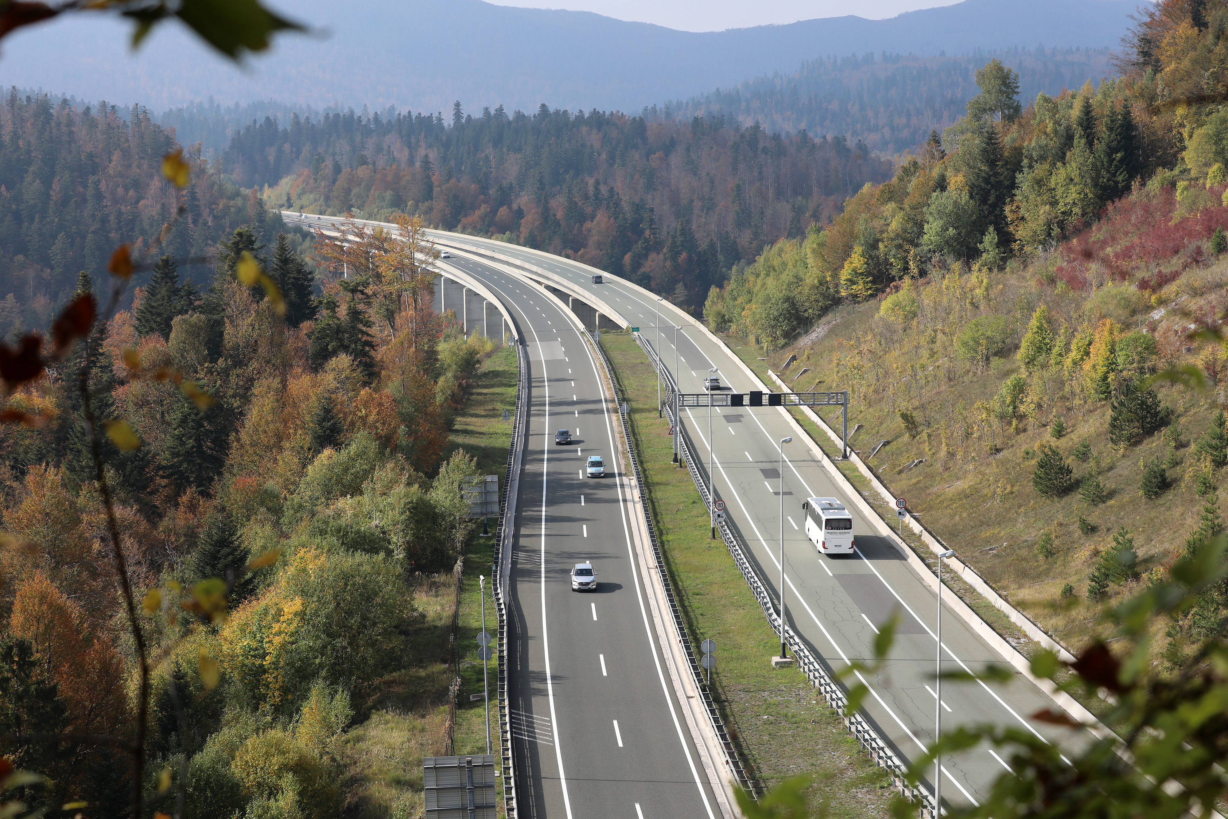 16.10.2022., Fuzine - Autocesta A6 Rijeka-Bosiljevo. Dionica na vijaduktu Bajer i izlazu Vrata. Photo: Goran Kovacic/PIXSELL