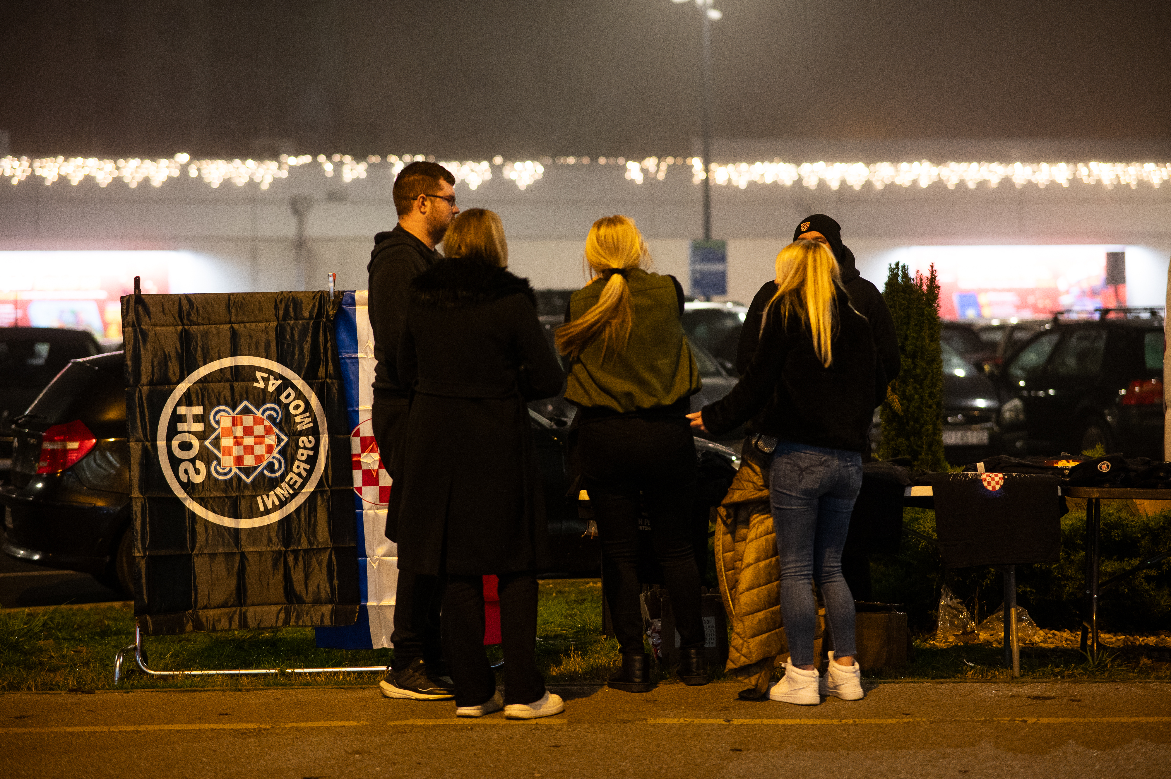 27.12.2025., ispred Arene Zagreb, Zagreb - Guzva oko Arene Zagreb. Dolazak na koncert Thompsona. Photo: Luka Antunac/PIXSELL