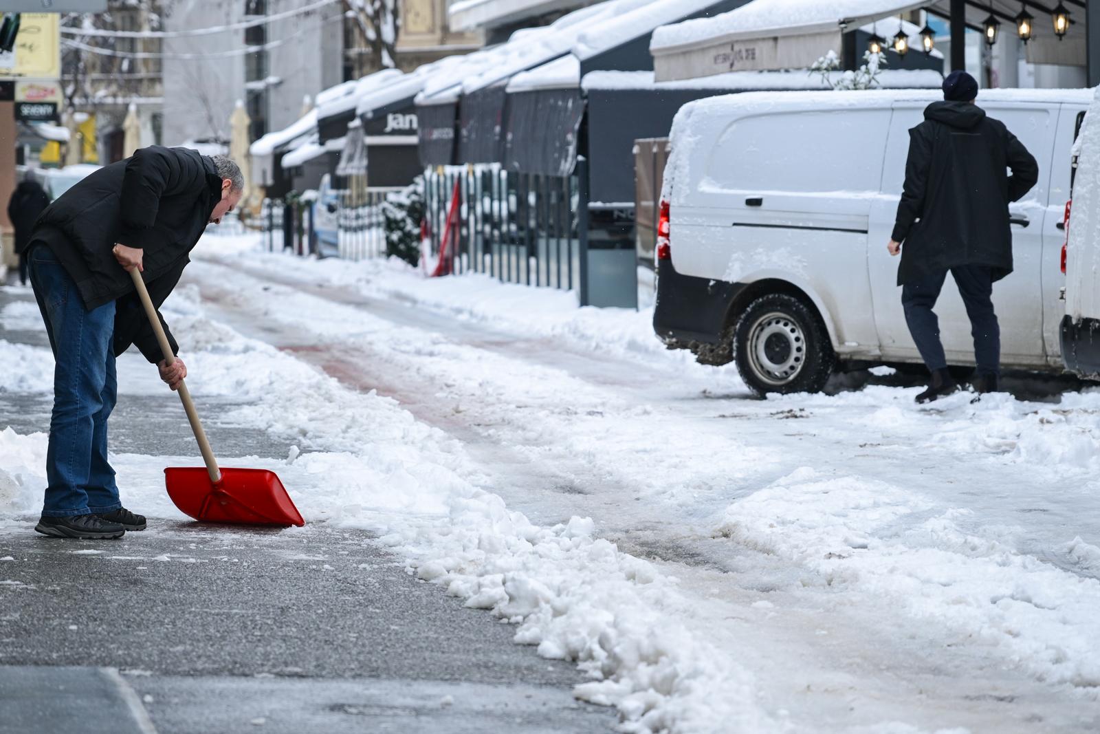 07.01.2026., Zagreb - Ciscenje gradskih ulica. Photo: Neva Zganec/PIXSELL