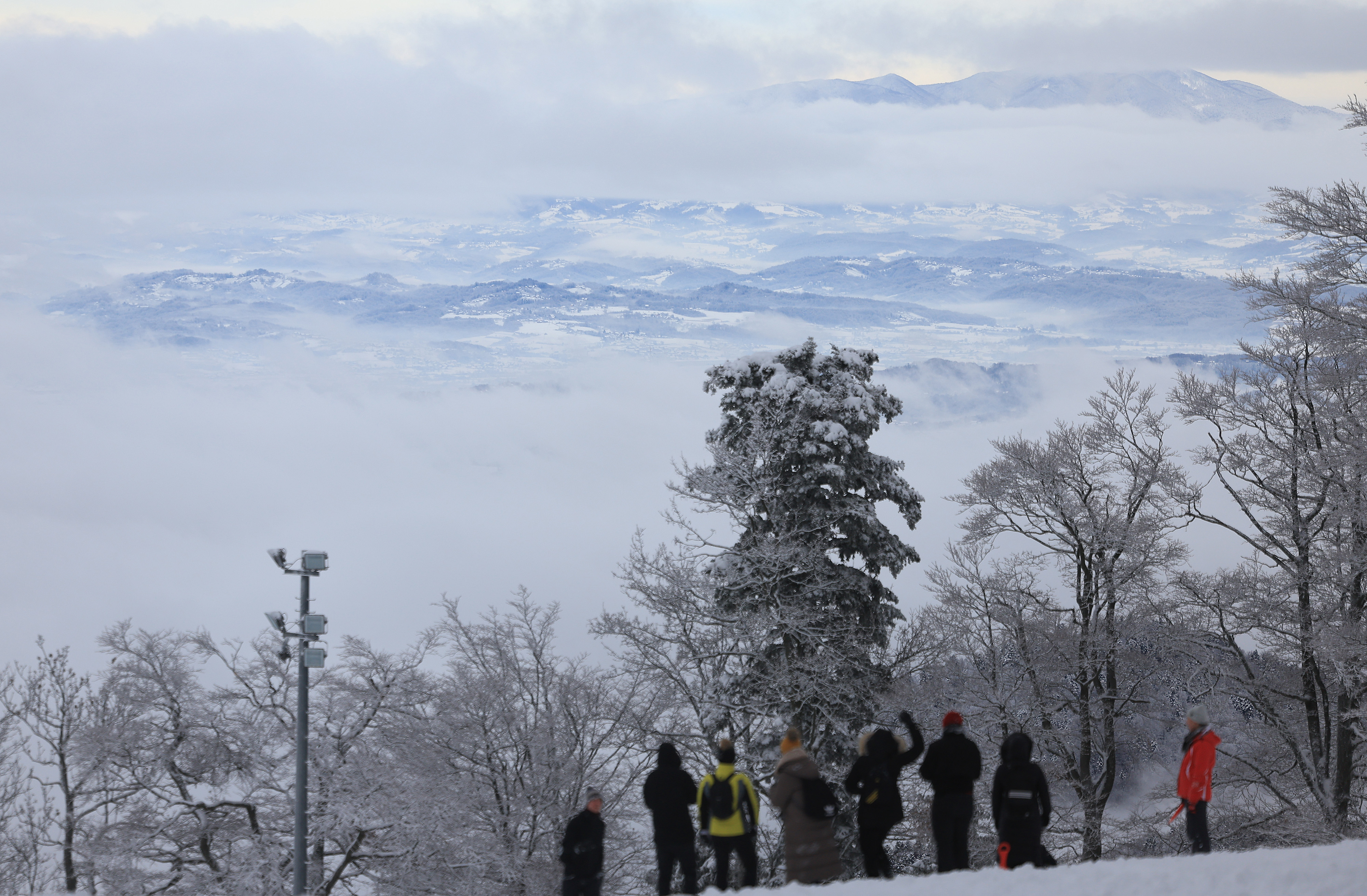 10.01.2026., Sljeme, Zagreb - Skijaska sezona na Sljemenu zapocela je otvaranjem Zelenog i Bijelog spusta. Photo: Marko Prpic/PIXSELL