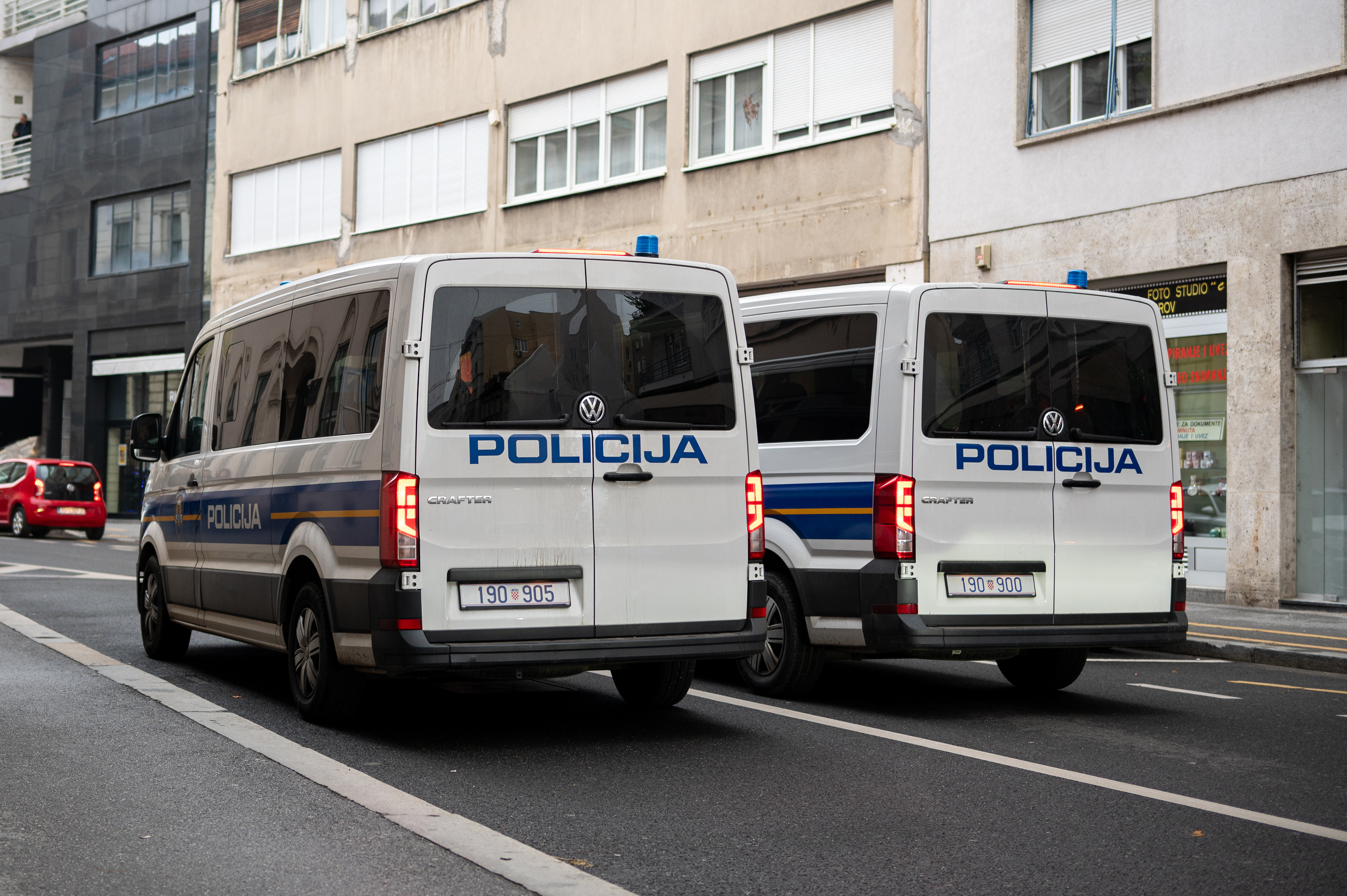 04.12.2025., Zupanijski sud, Zagreb - Policijski kombi ispred Zupanijskog suda u Zagrebu. Photo: Luka Antunac/PIXSELL