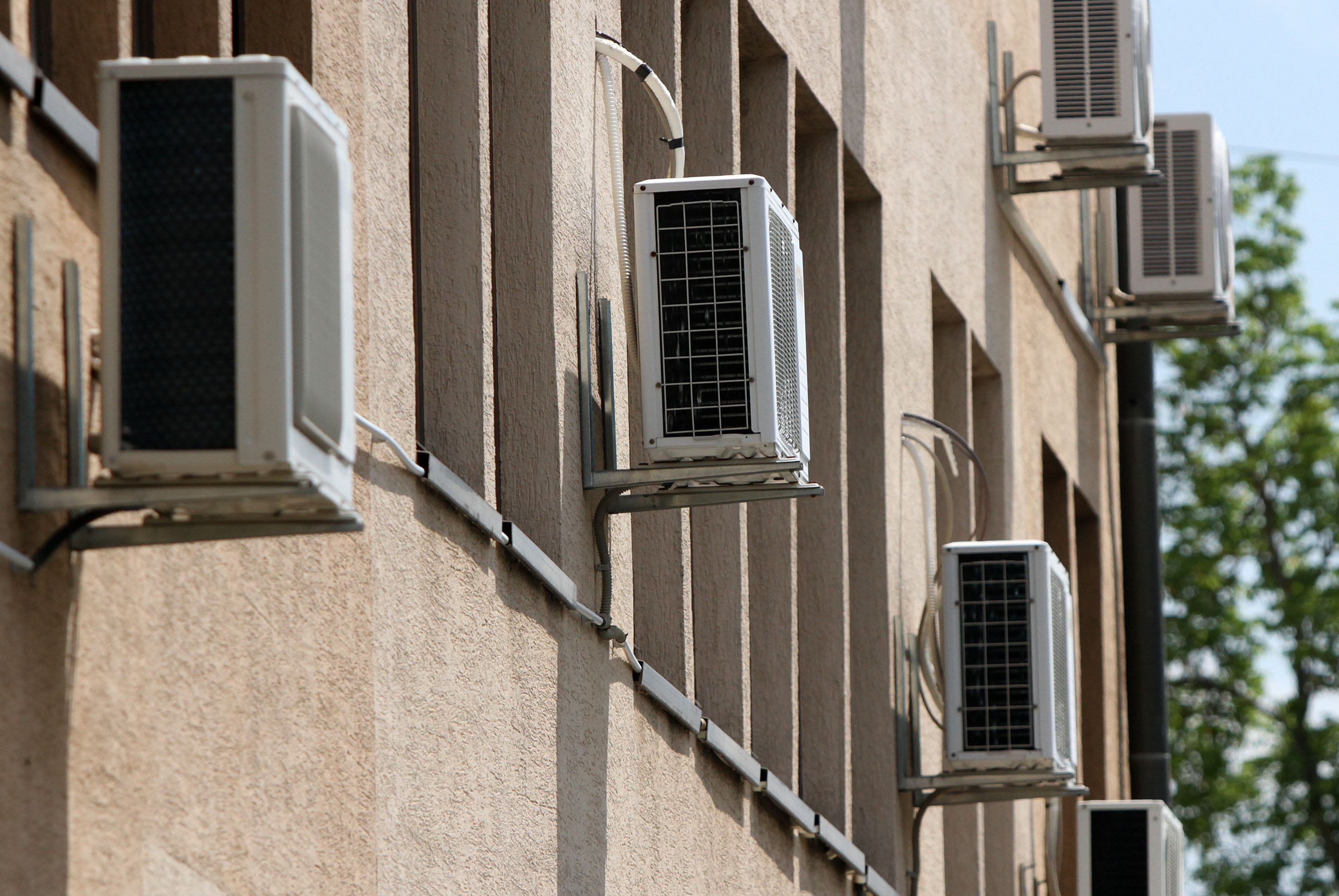 14.07.2015., Cakovec- Klima uredjaji na poslovnim zgradama."nPhoto: Vjeran Zganec Rogulja/PIXSELL