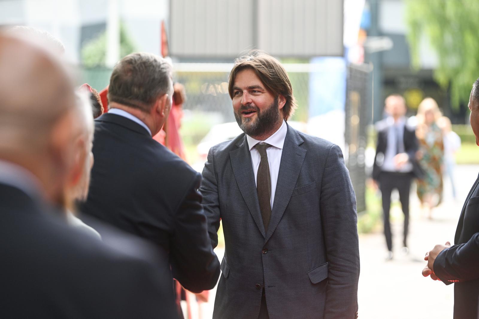 PXL_020724_116995435