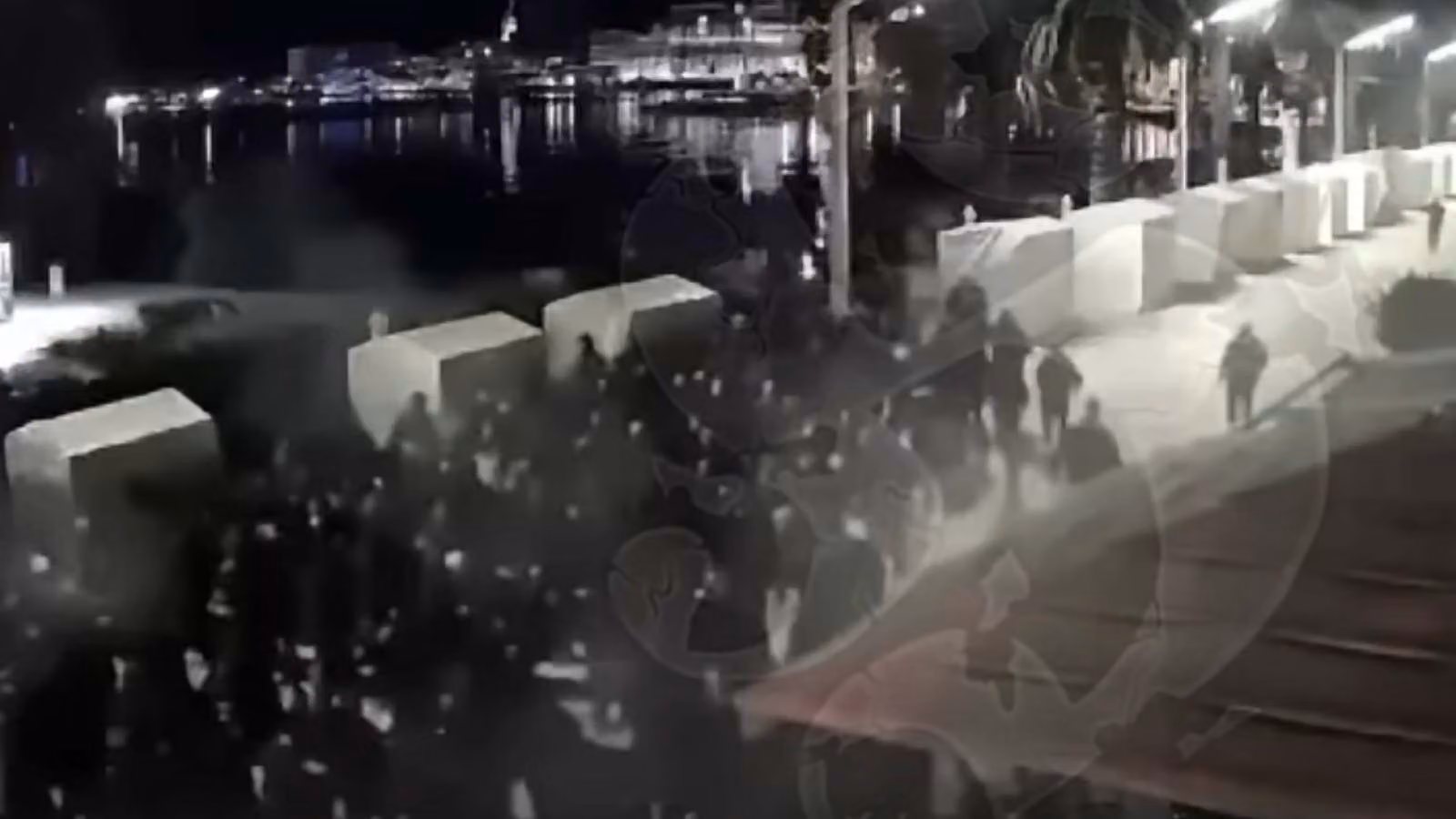 Nakon velikog sukoba navijača na splitskoj Rivi, vođa navijača Ajaxa poručuje: "Treba ih izbaciti iz Europe!"