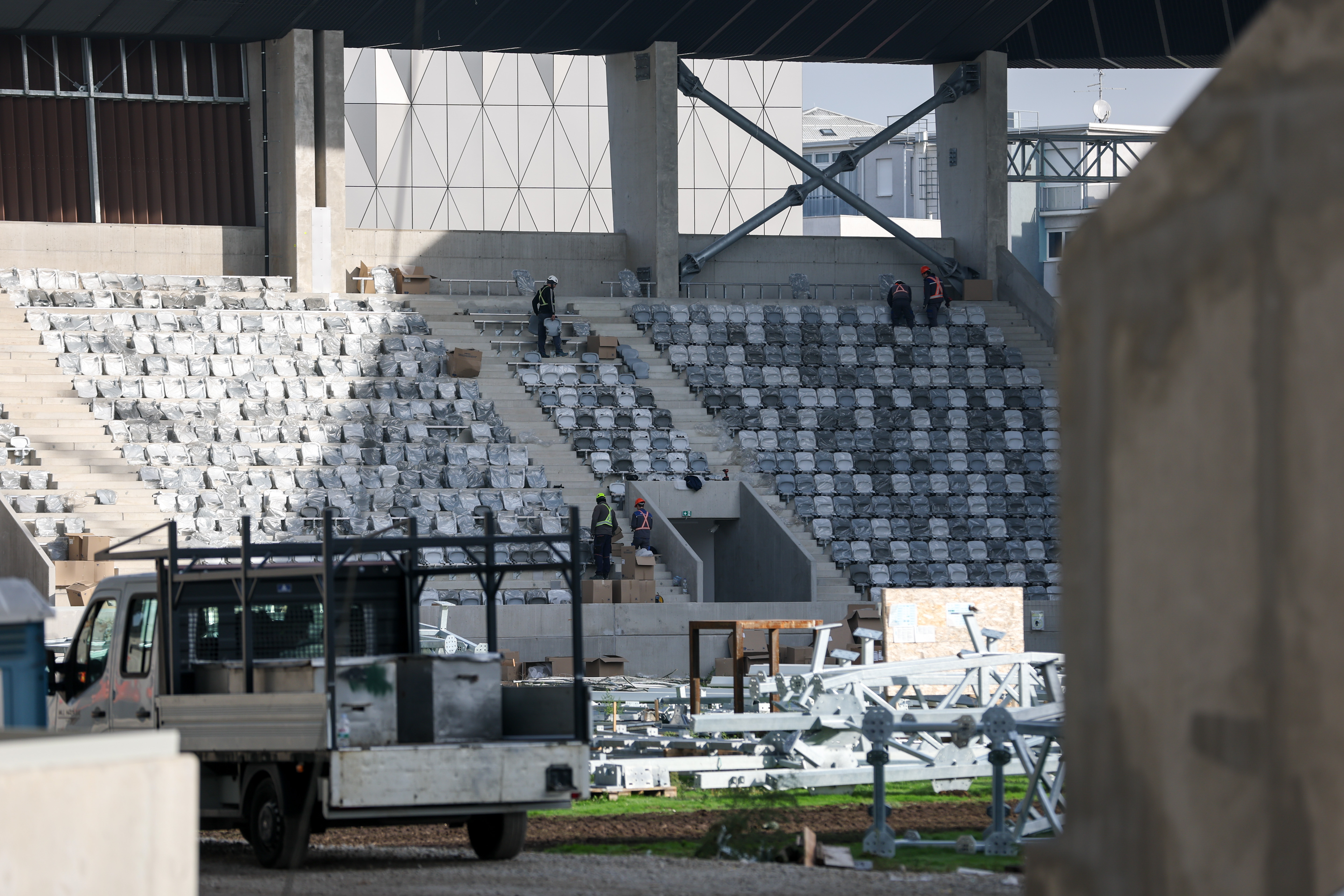 15.10.2026., Zagreb - Radovi na stadionu u Kranjcevicevoj napreduju iz dana u dan. Na sjevernoj tribini pocelo je postavljanje stolica, cime se nastavlja uredjenje novog stadiona. Photo: Igor Kralj/PIXSELL