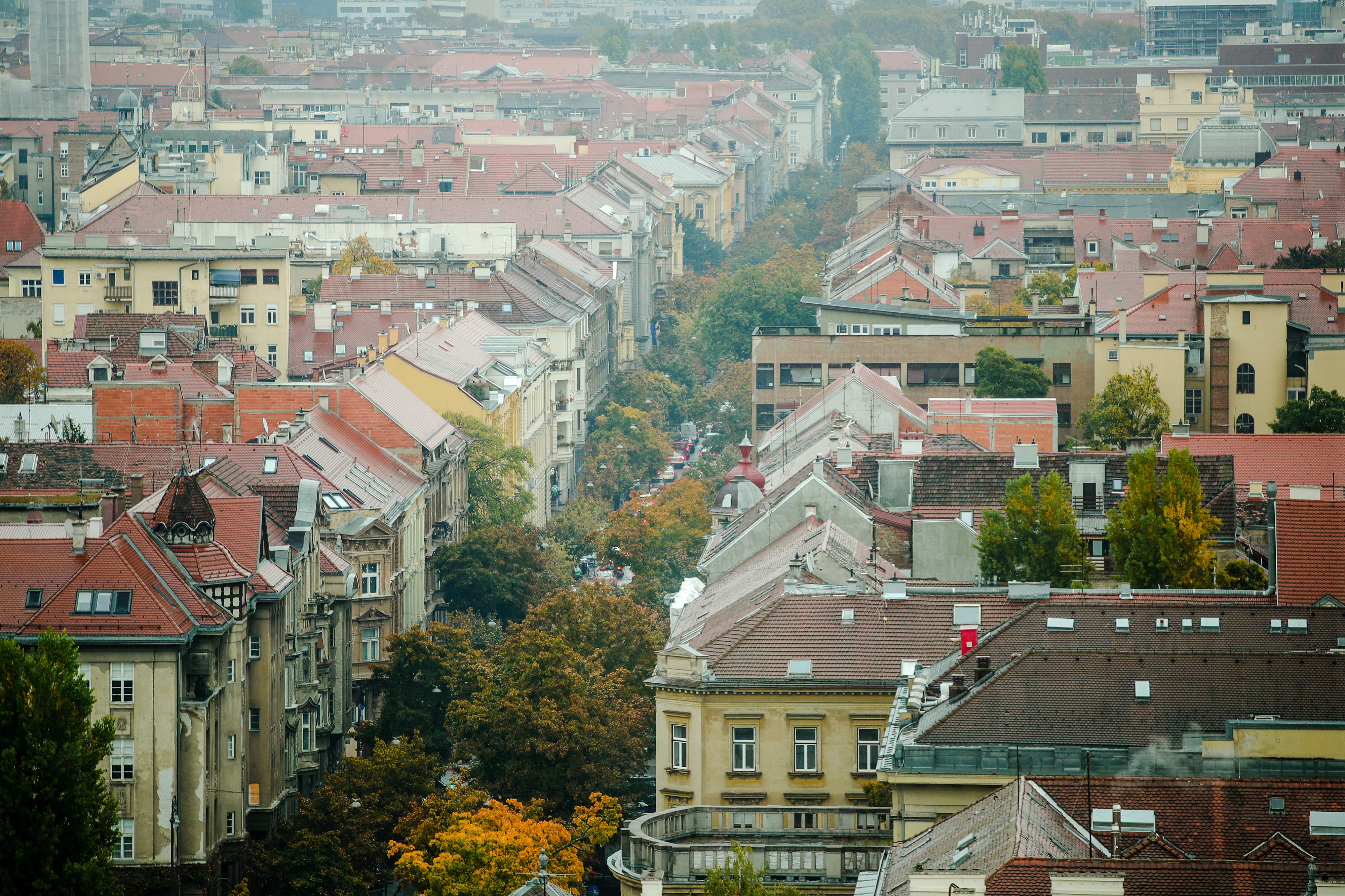 22.10.2021., Zagreb - Poged na kisom okupan grad sa 17 kata hotela Westin. Photo: Sanjin Strukic/PIXSELL