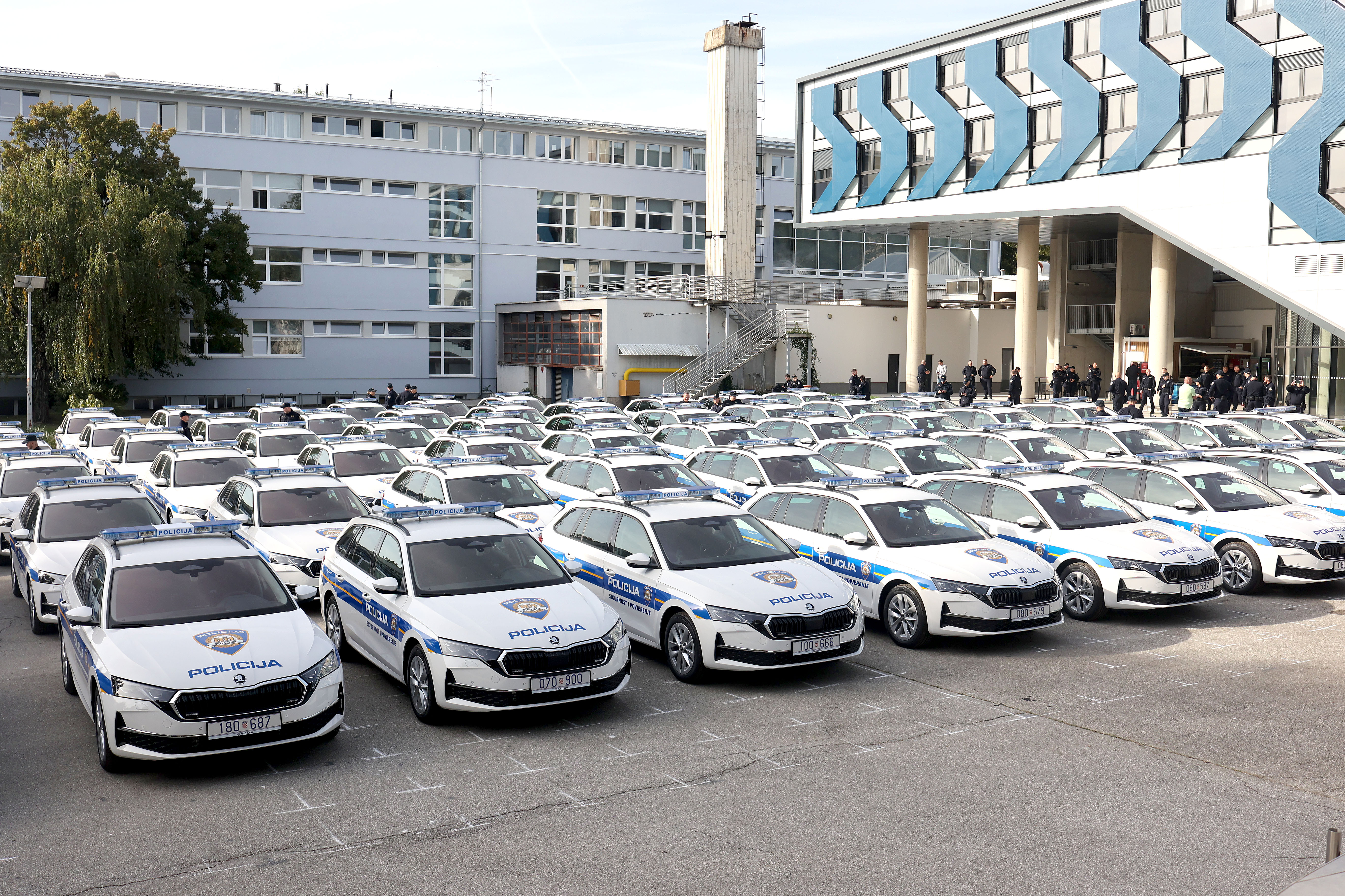02.10.2026., Zagreb - Potpredsjednik Vlade i ministar unutarnjih poslova Davor Bozinovic nazocio je primopredaji 522 vozila za obavljanje policijskih polosva na podrucju cijele Republike Hrvatske. Photo: Marko Seper/PIXSELL