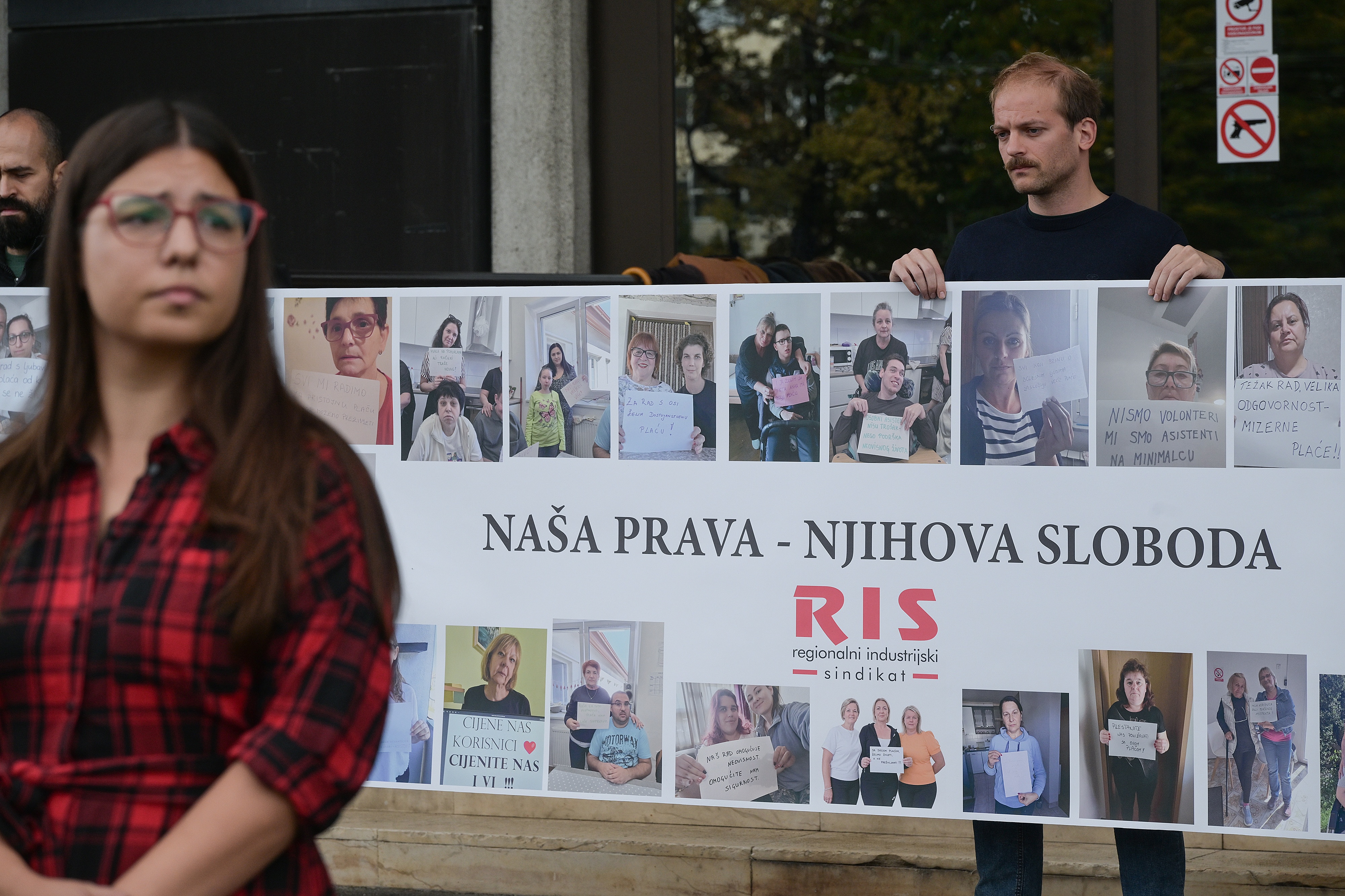 osobni asistenti, prosvjed