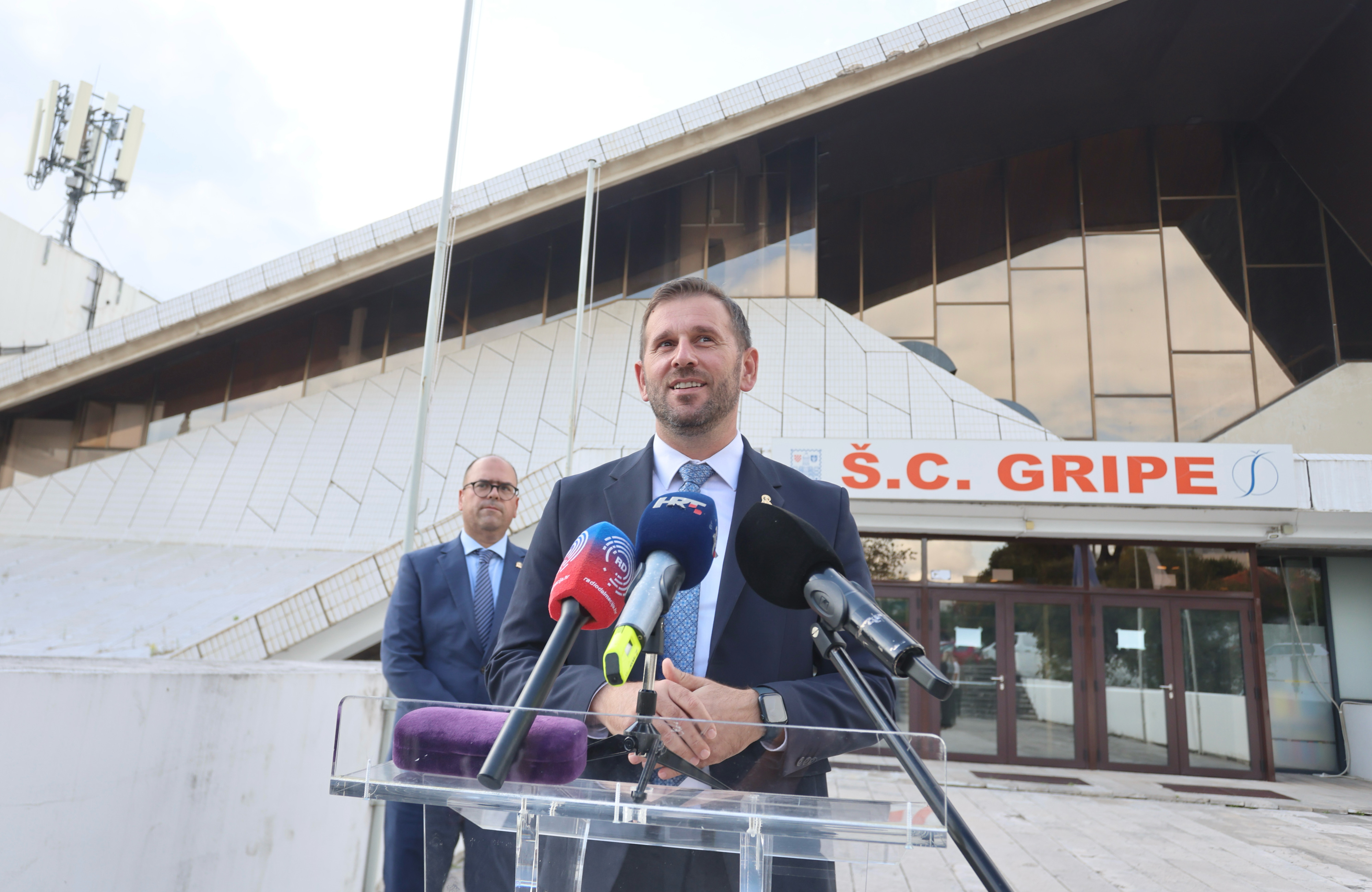 onferencija za medije gradonacelnika Grada Splita Tomislava Sute povodom 10. točke dnevnog reda danasnje sjednice Vlade Republike Hrvatske, koja se odnosi na prijedlog Odluke o davanju suglasnosti za sufinanciranje